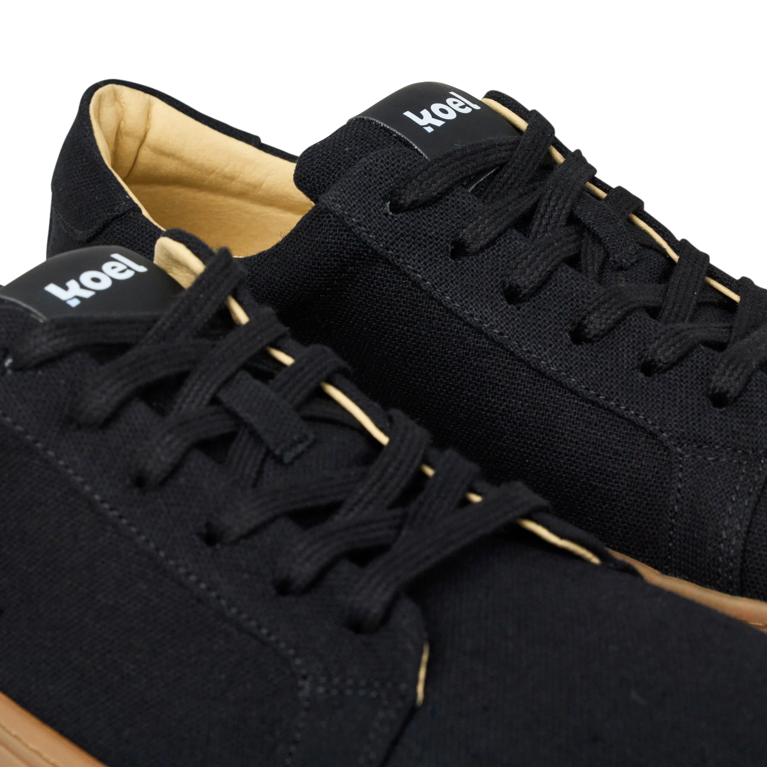 HENRY Canvas – Black