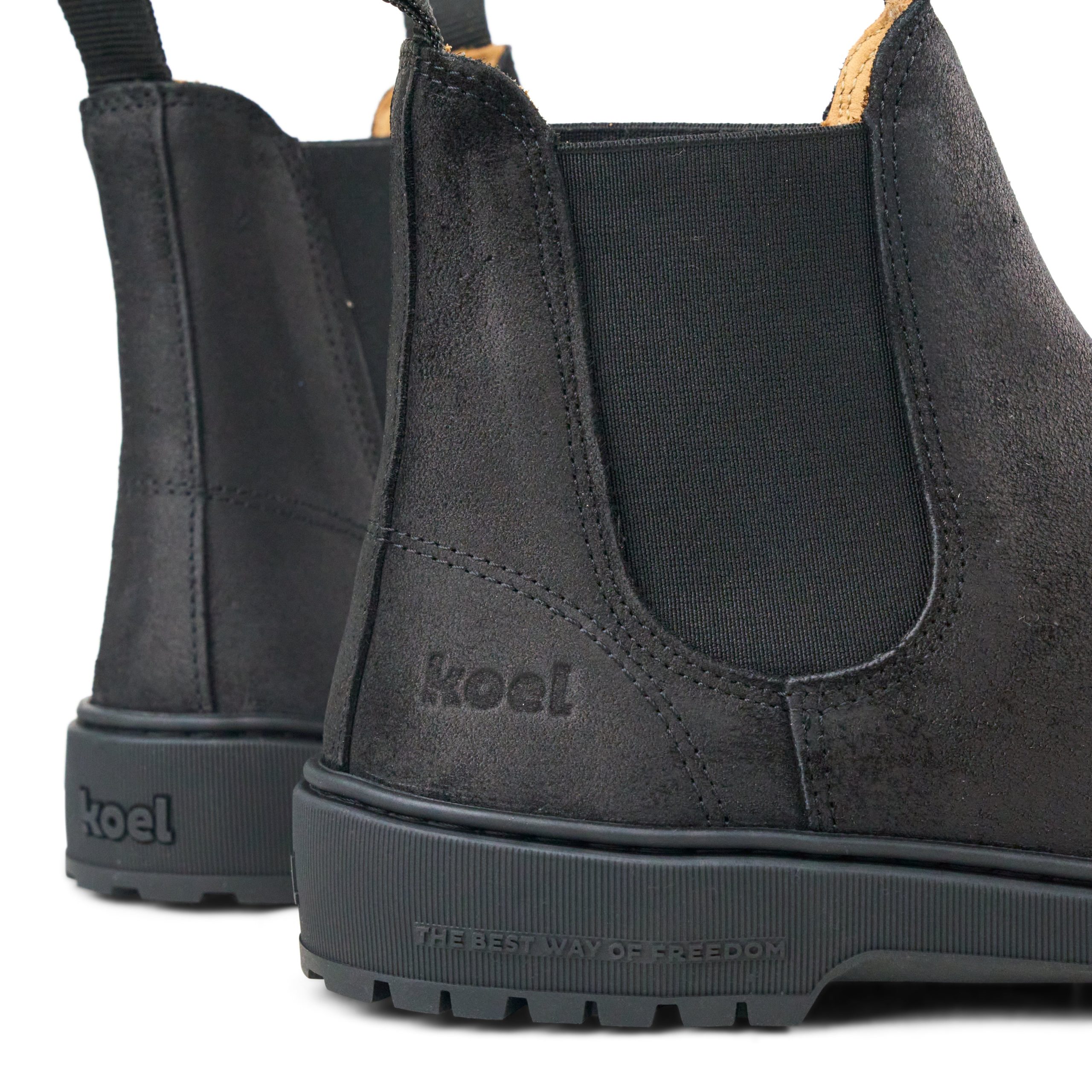 GAVIEN Oil Suede – Black