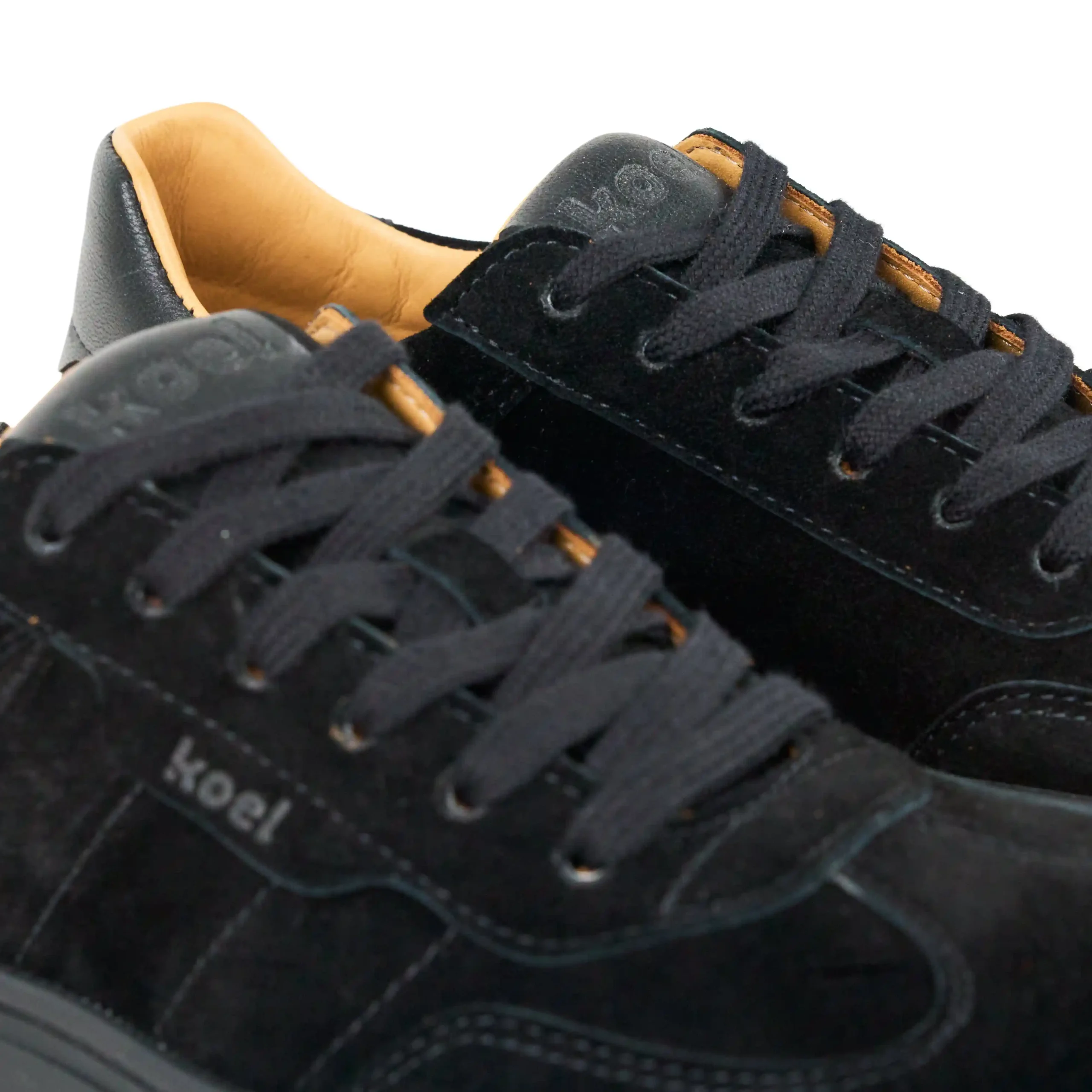 HELENA Suede – Black