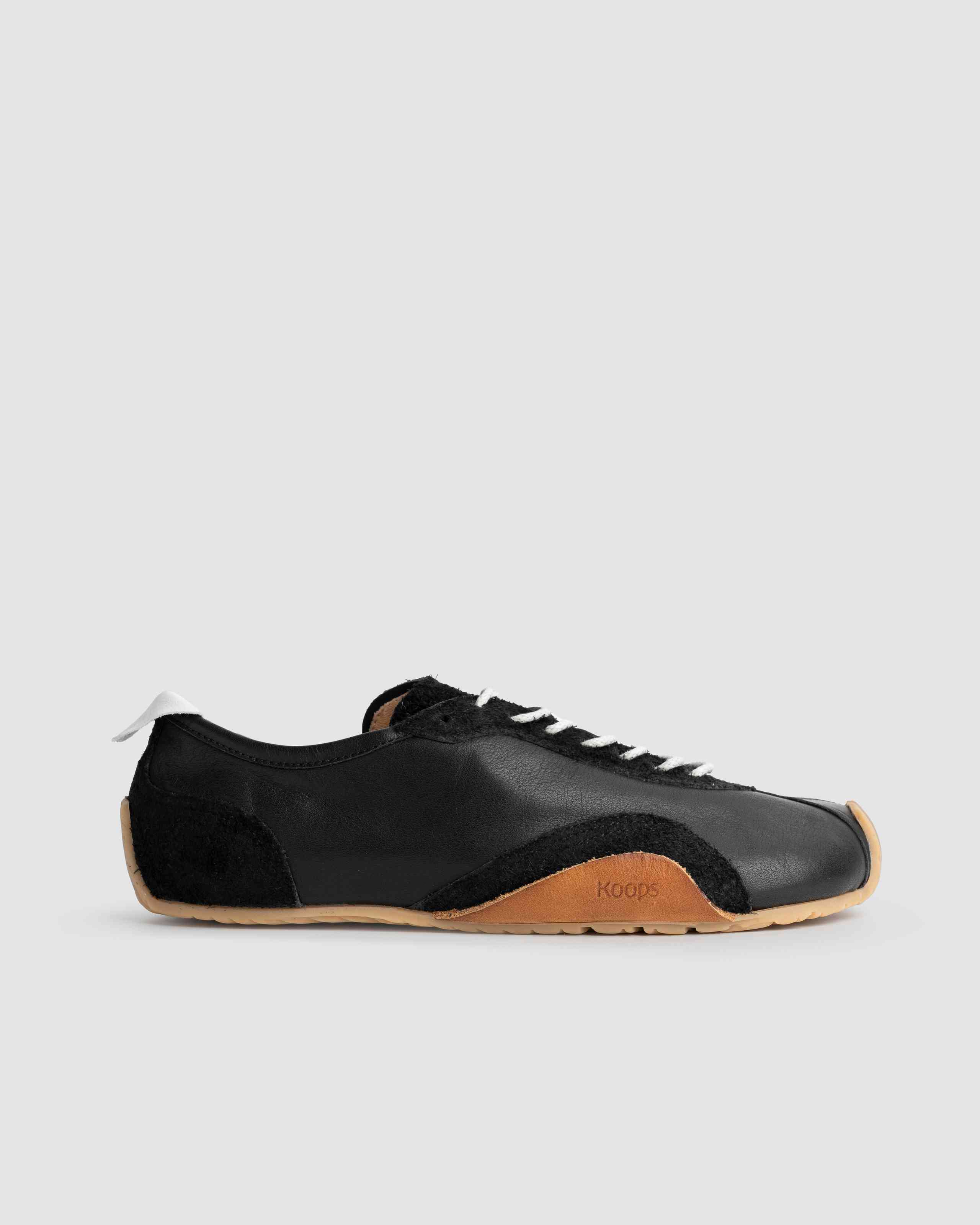 Zen nappa barefoot sneaker – coal