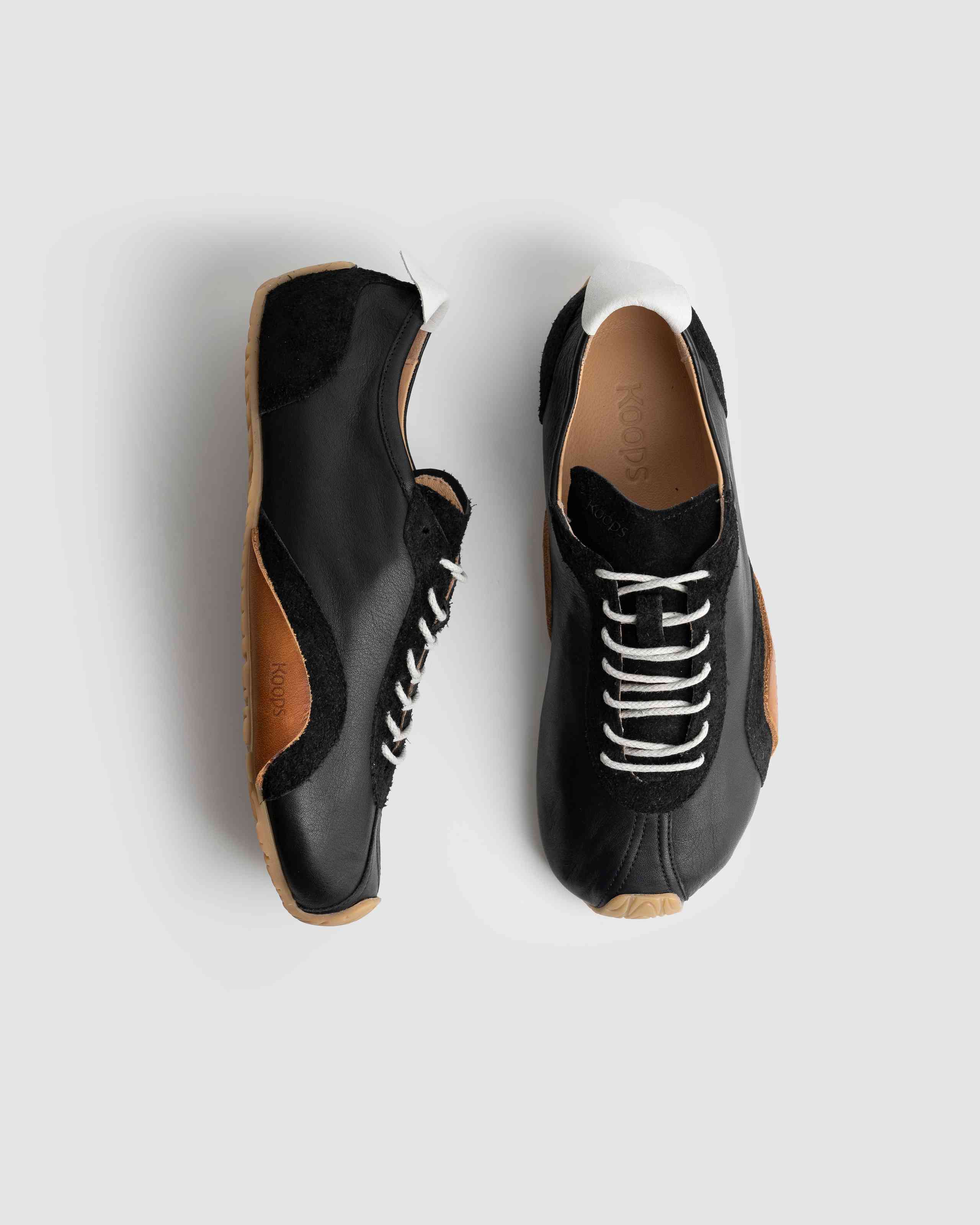 Zen nappa barefoot sneaker – coal