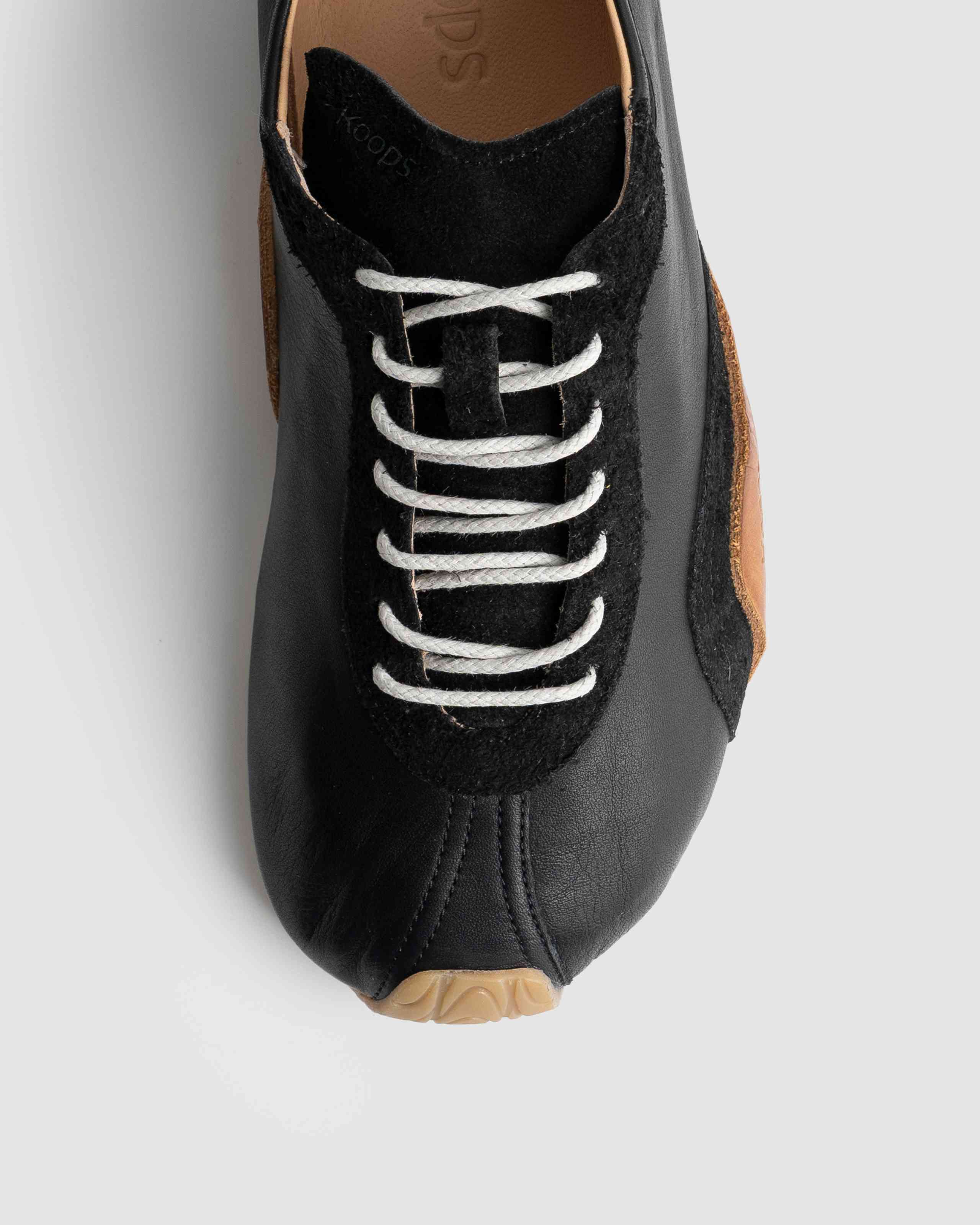 Zen nappa barefoot sneaker – coal