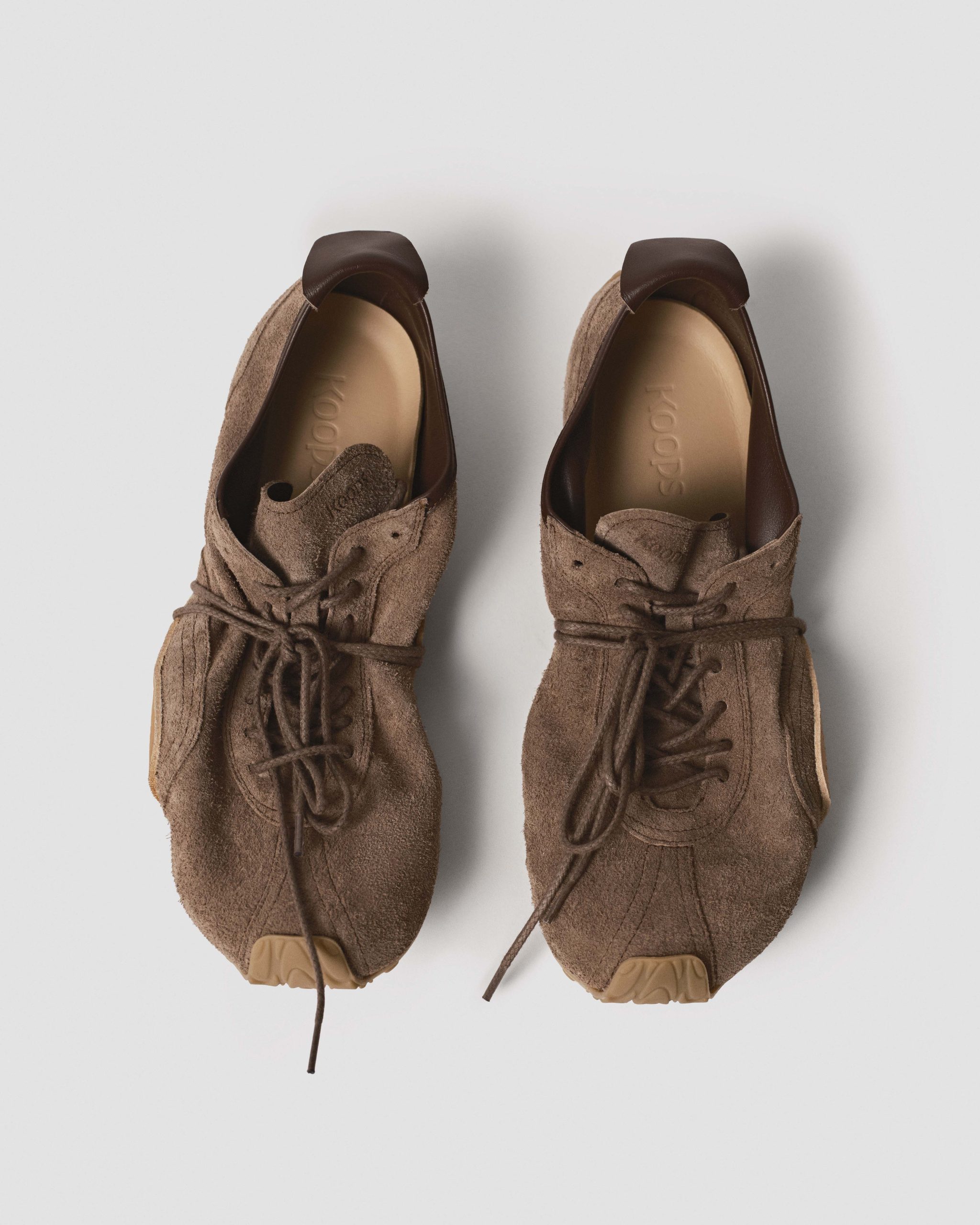 Zen barefoot sneaker – wood