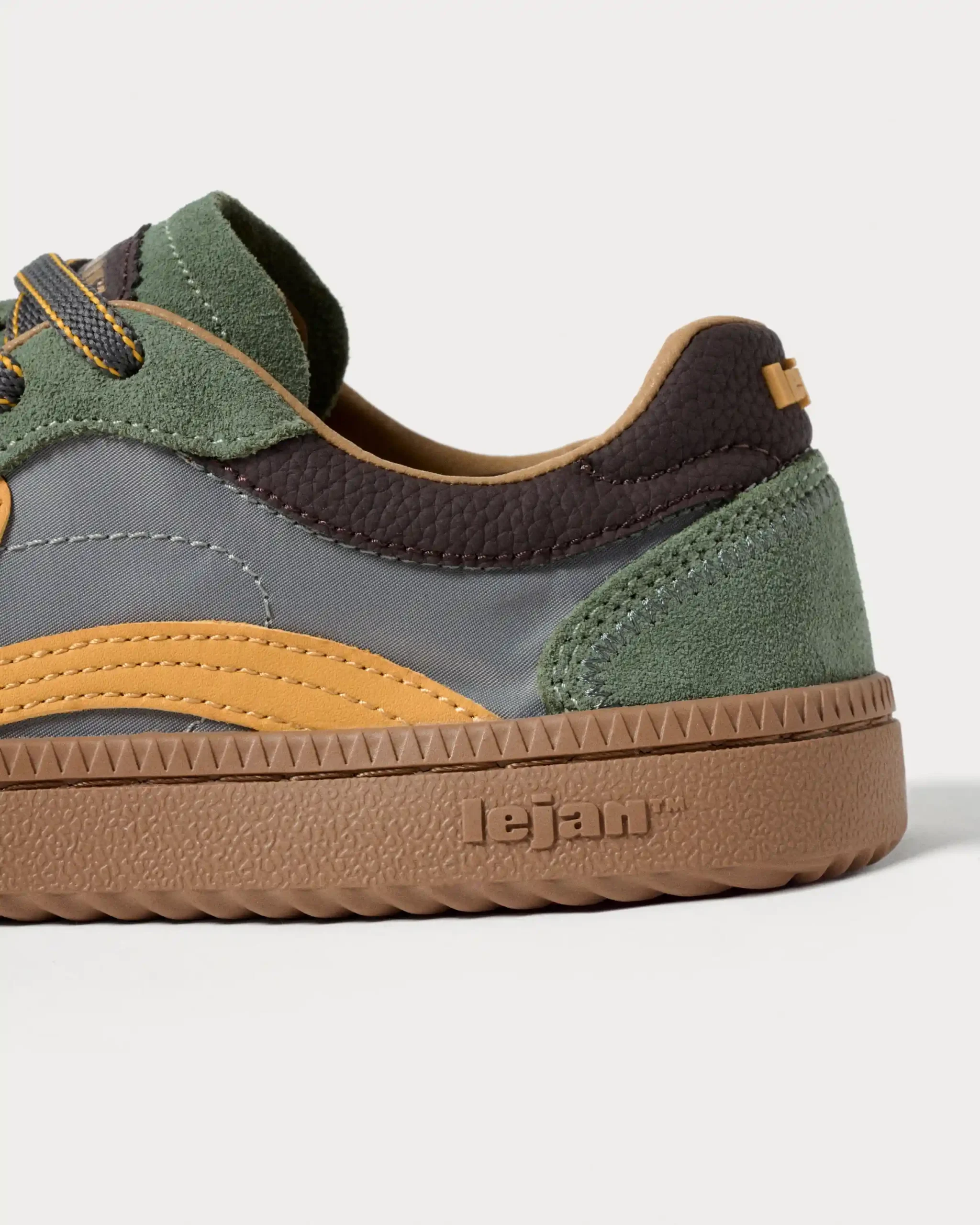 Lejan One – Mineral Gray / Mustard