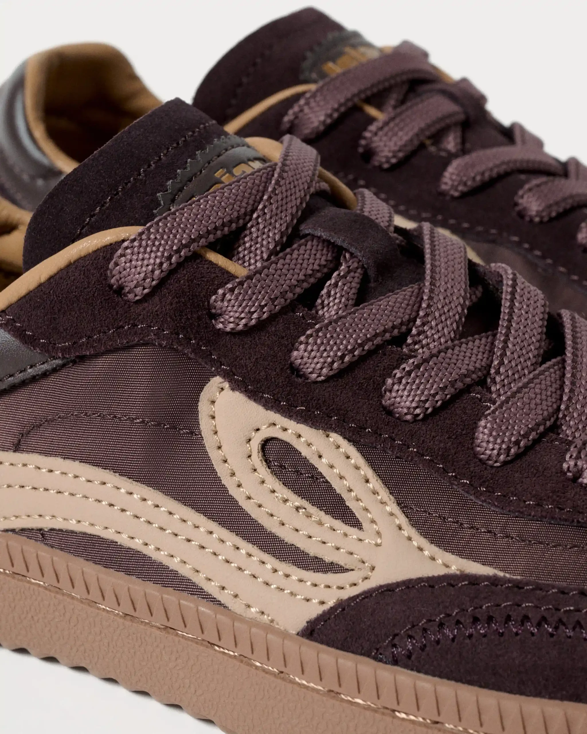 Lejan One – Burgundy