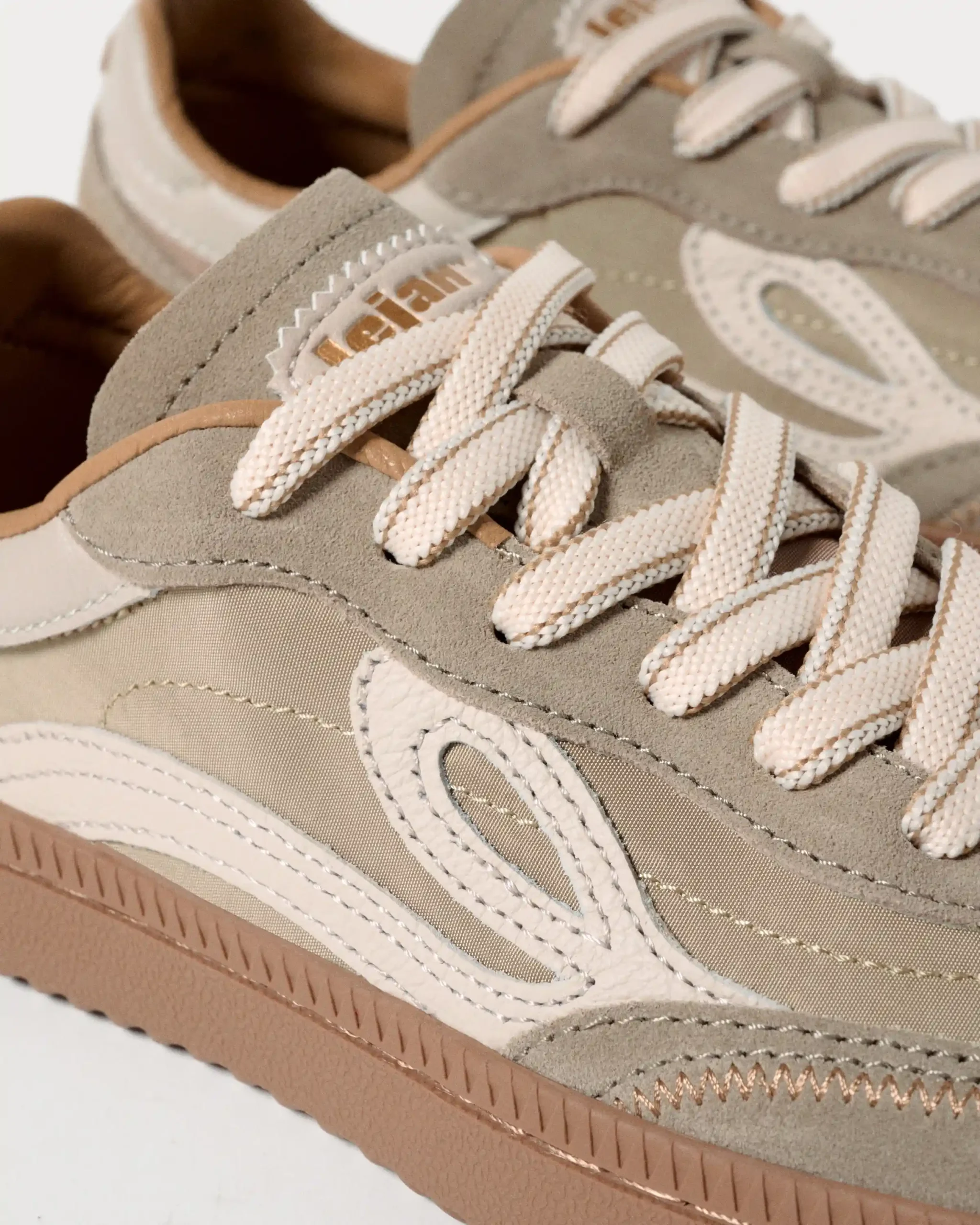 Lejan One – Dark Beige