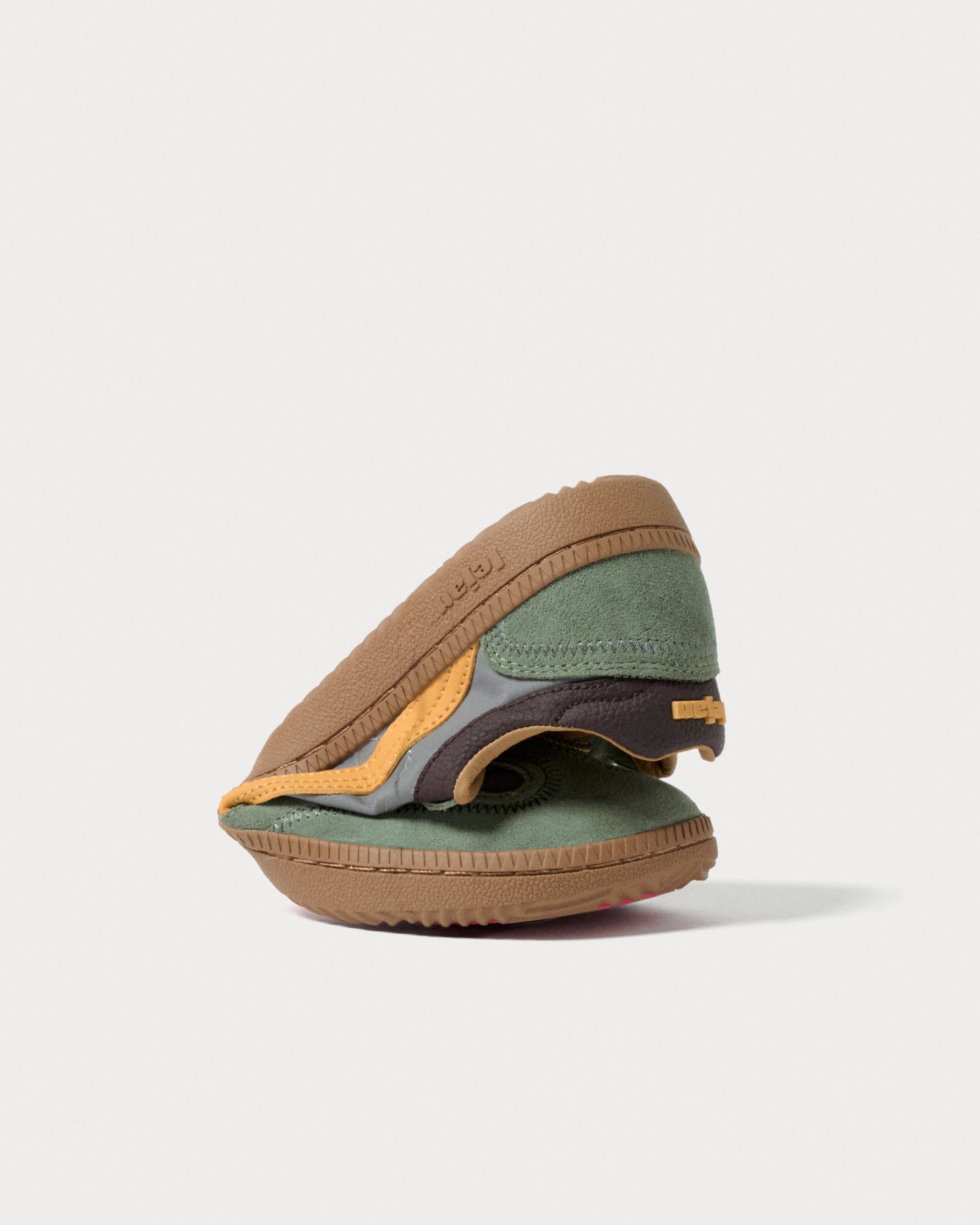 Lejan One Wide – Mineral Gray / Mustard