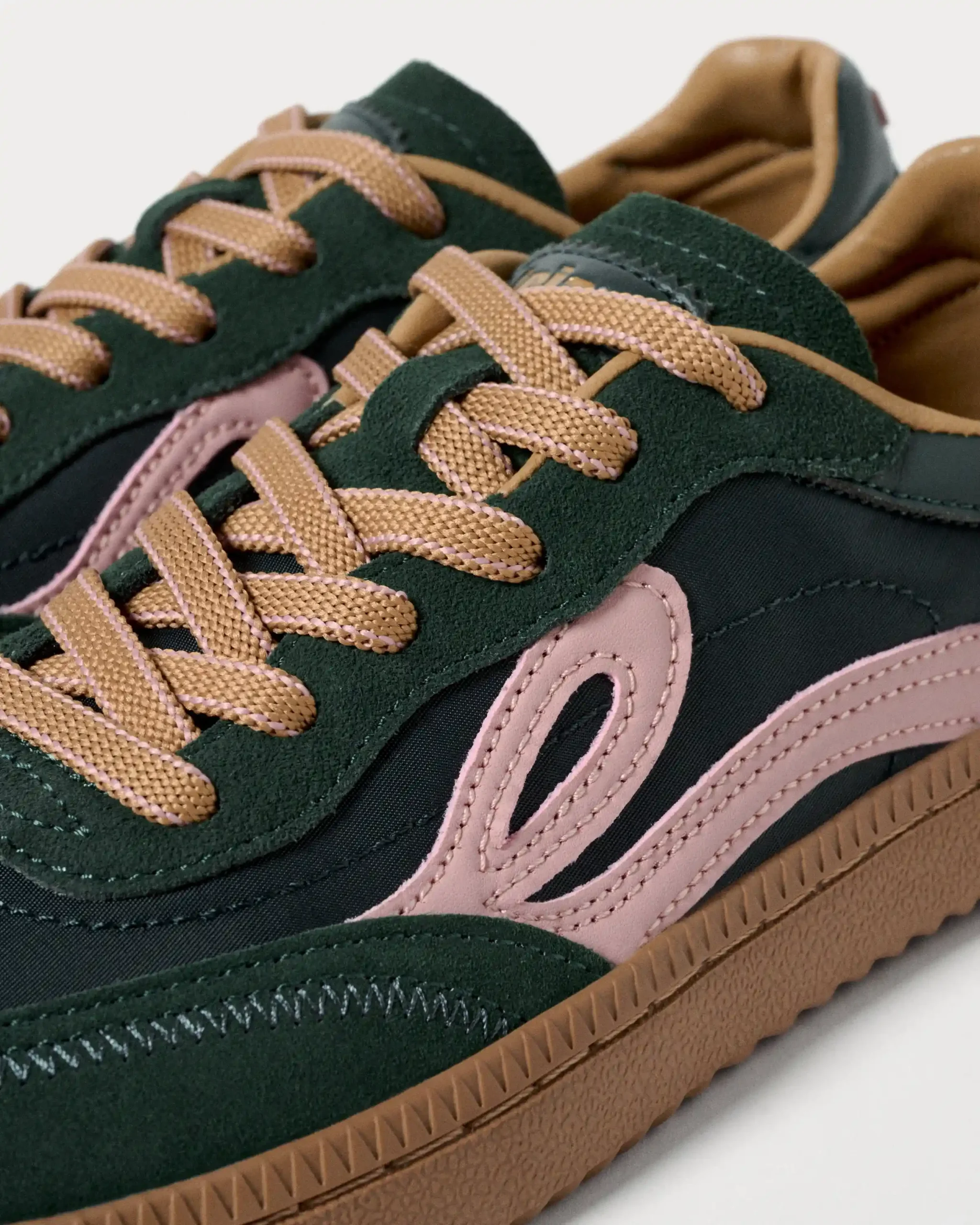 Lejan One Wide – Dark Green / Pink