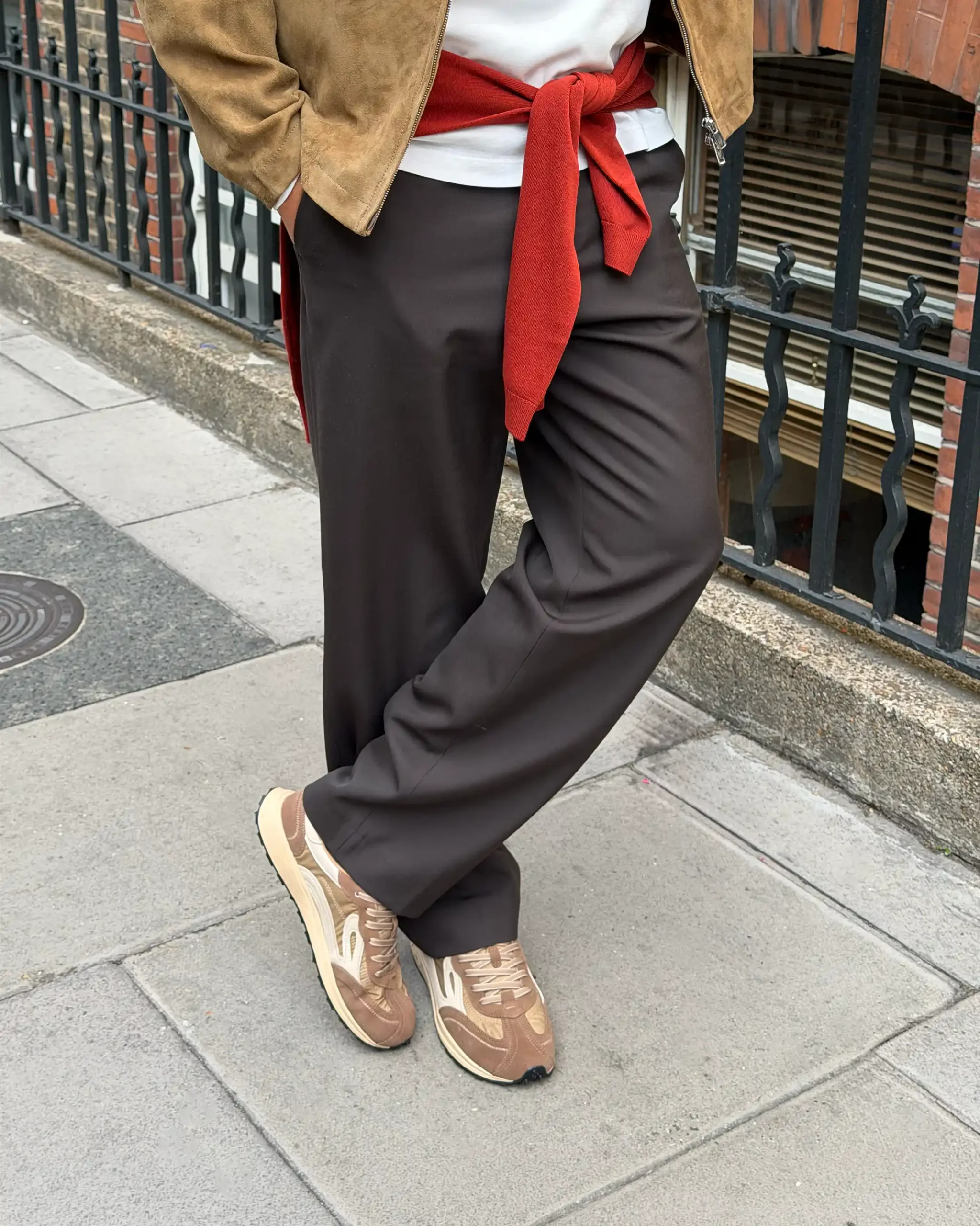 Lejan Melrose – Dark Beige