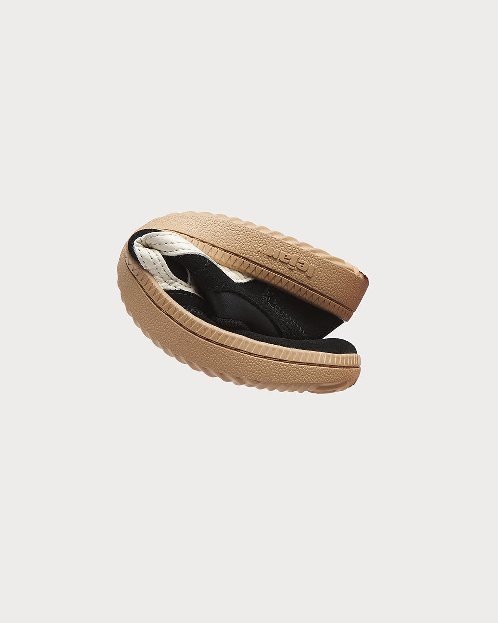 Lejan One – Black