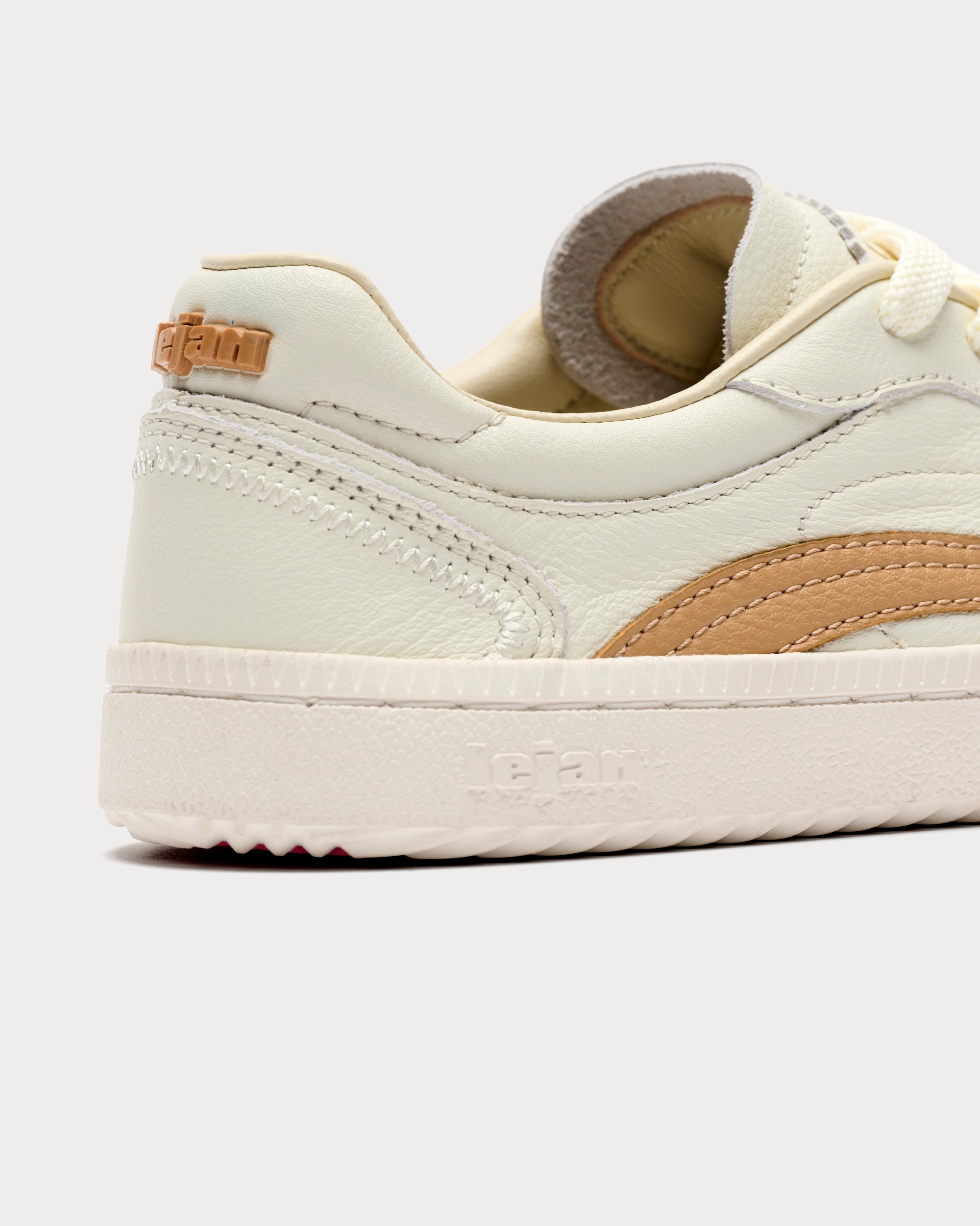 Lejan One Wide – Napa White