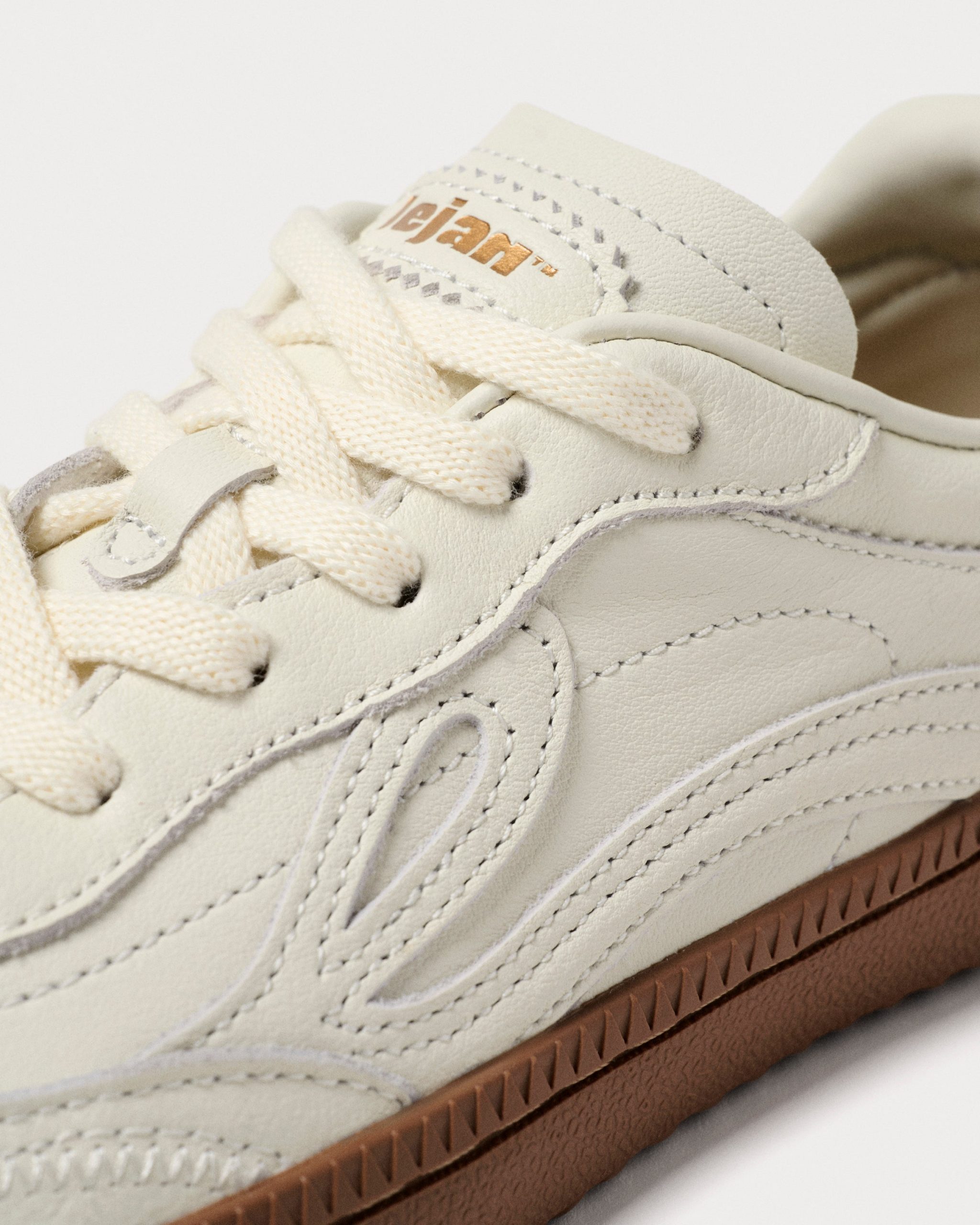 Lejan One Aeterna – Soft White