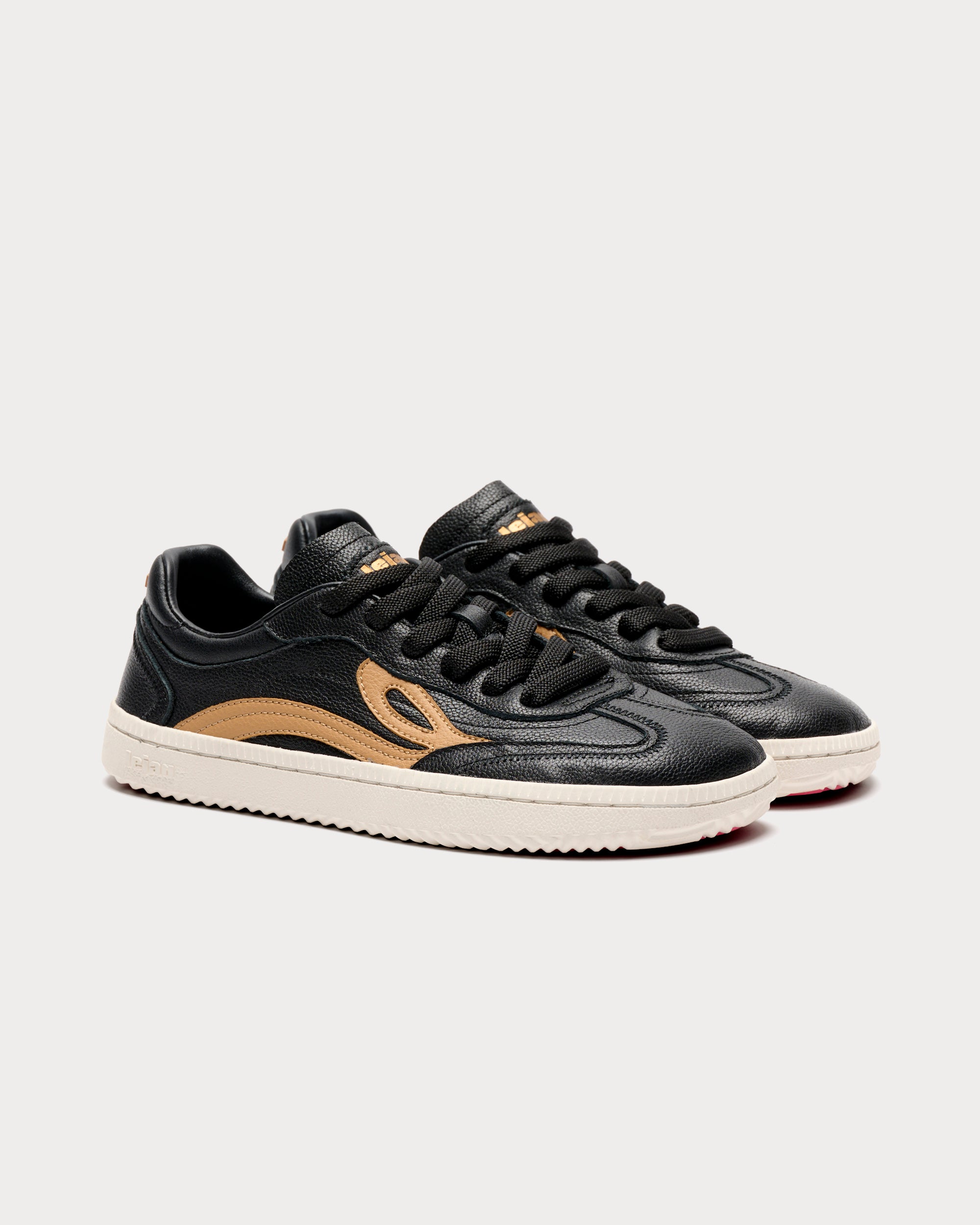 Lejan One Wide – Napa Black