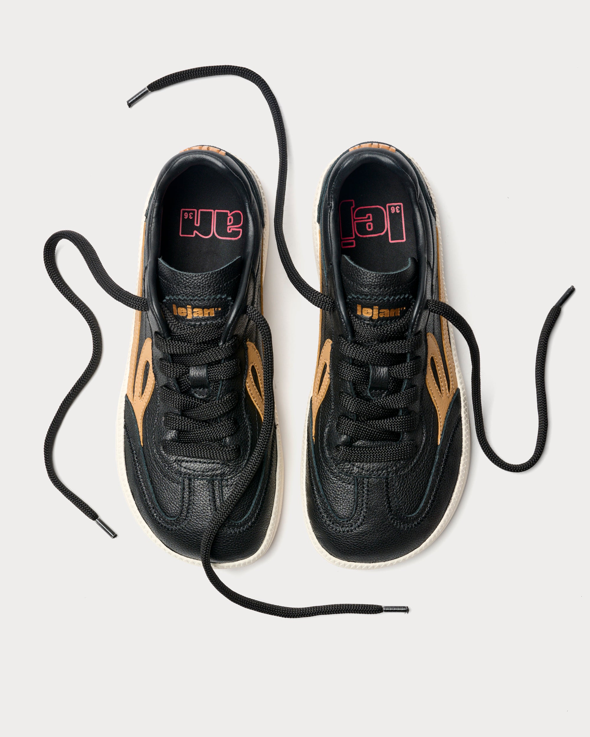 Lejan One Wide – Napa Black