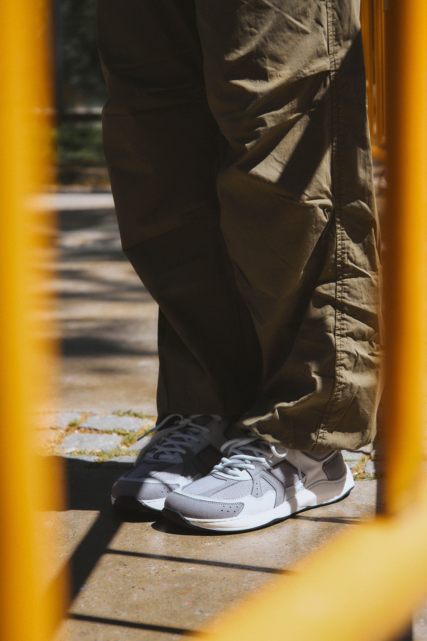 SNEAKER RETRO RUN – SMOKE