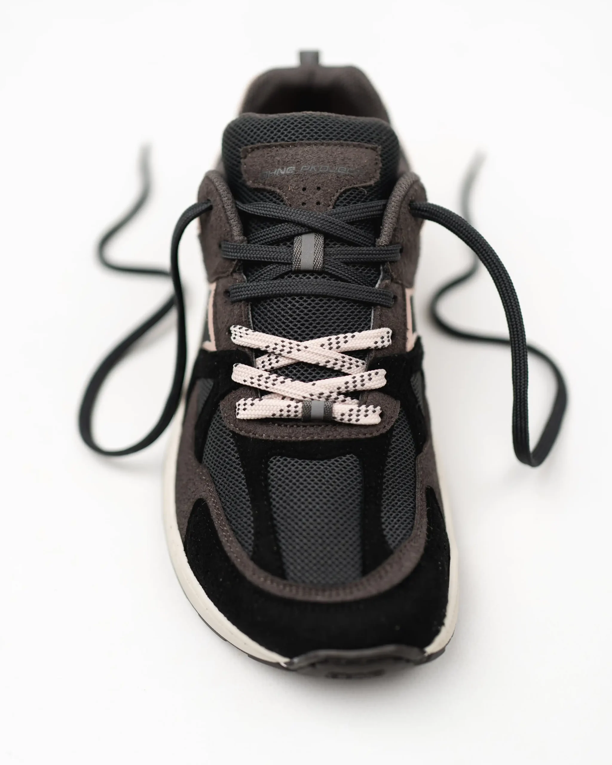 SNEAKER RETRO RUN V2 – NUDE GREY