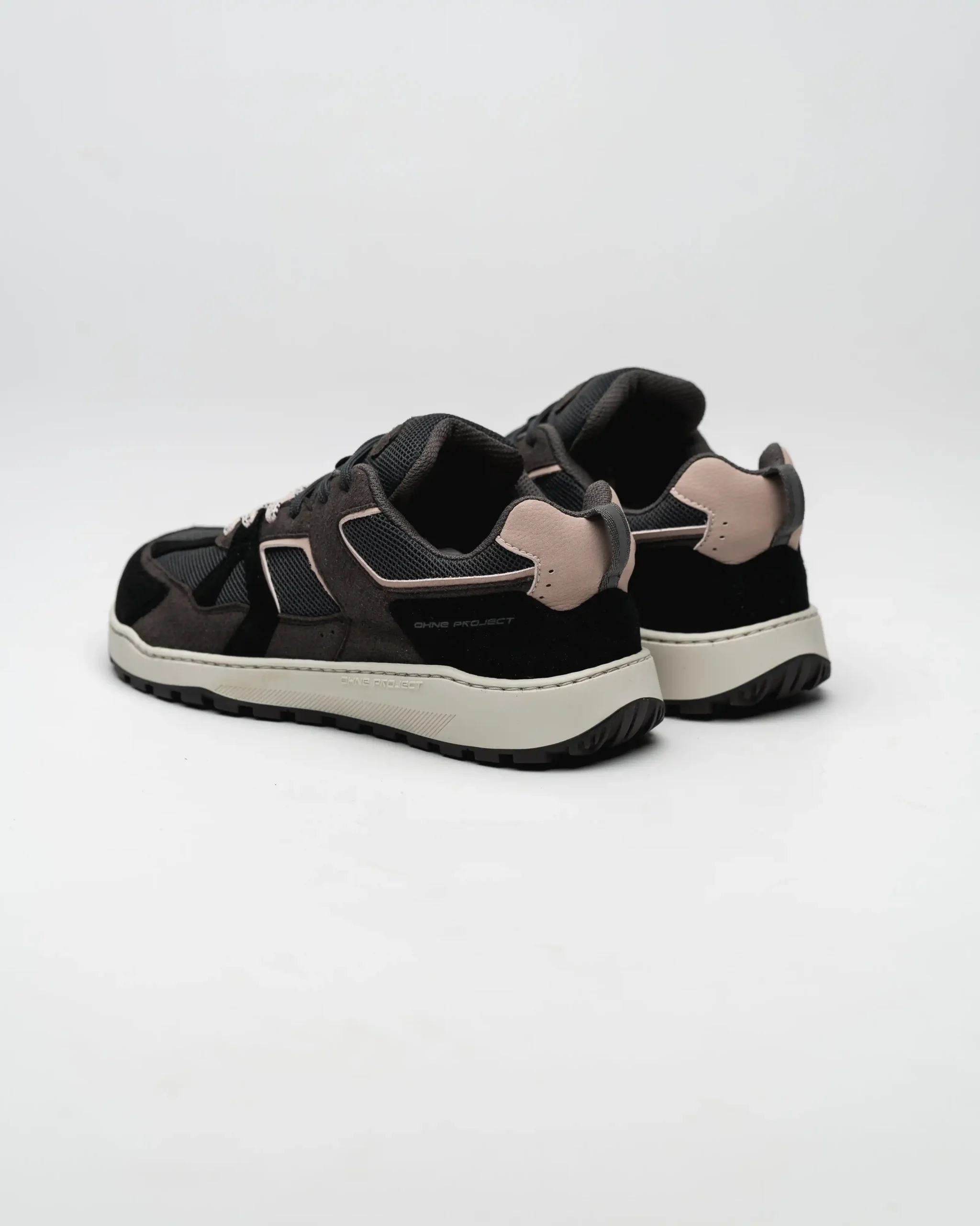 SNEAKER RETRO RUN V2 – NUDE GREY