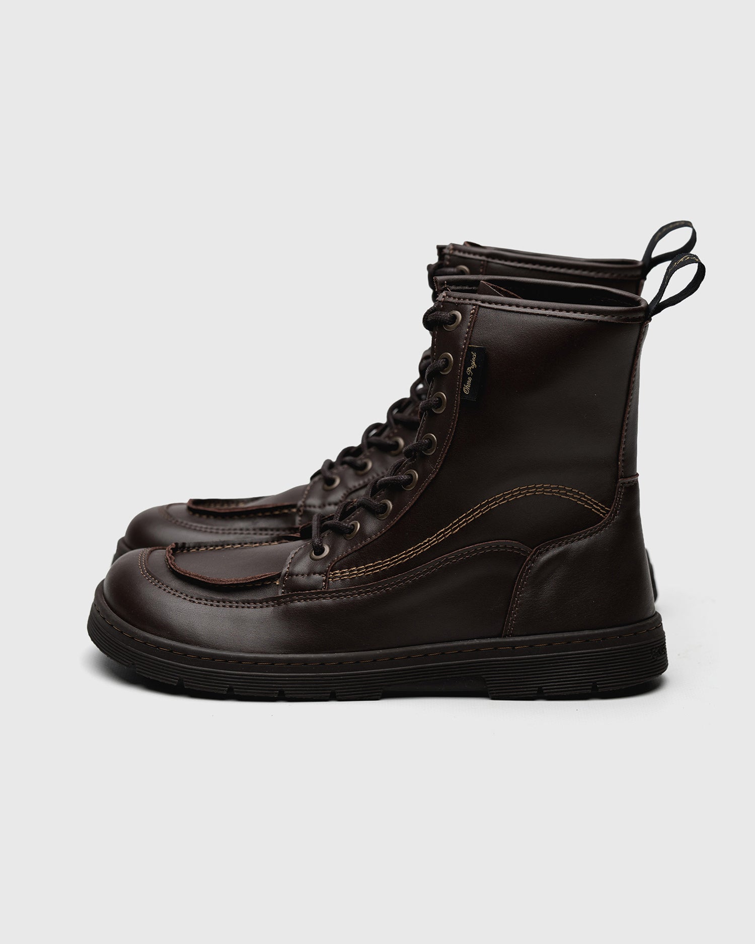 LACE-UP BOOT AXIS – BROWN CRUST