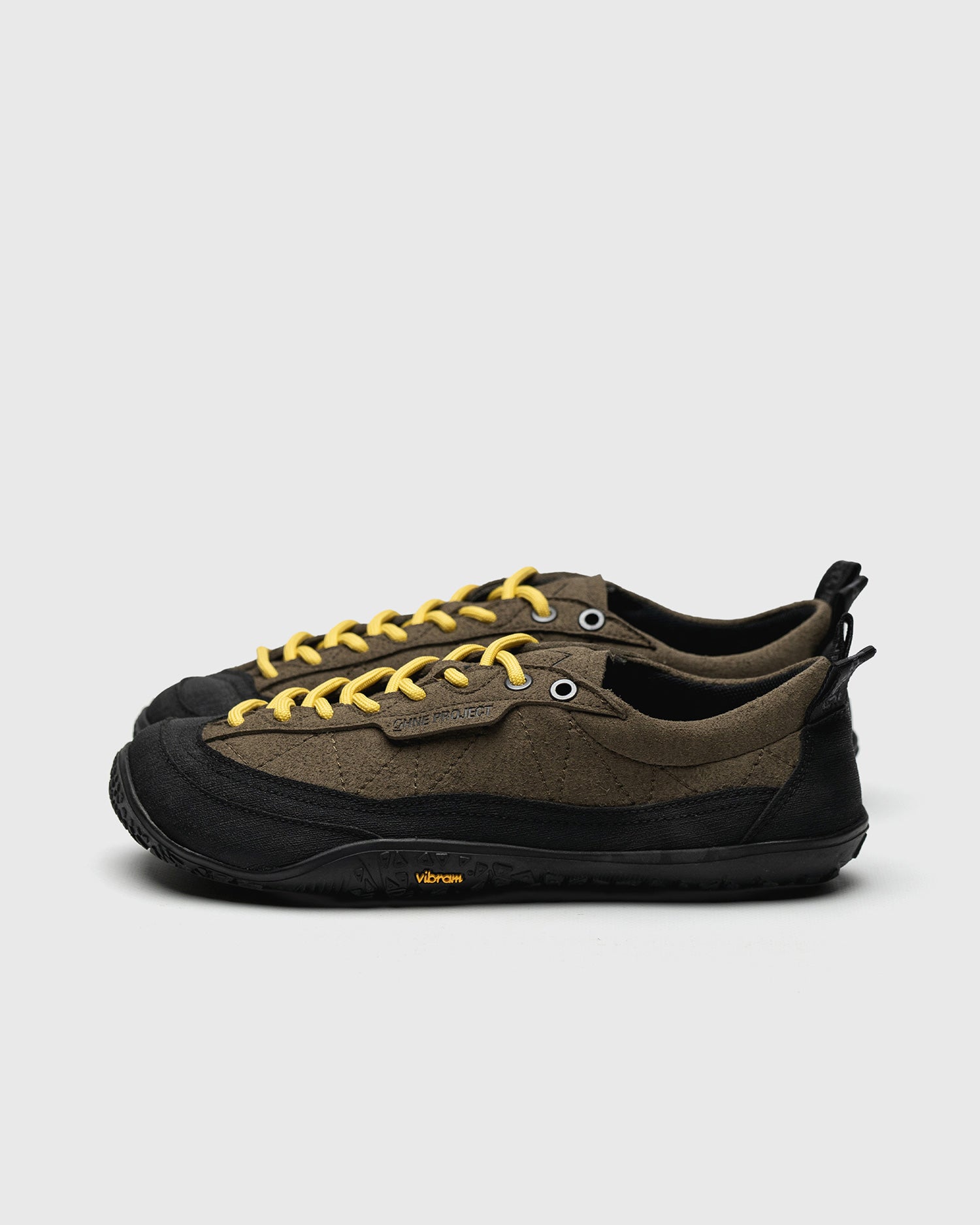 SNEAKER STRATA – MUSGO
