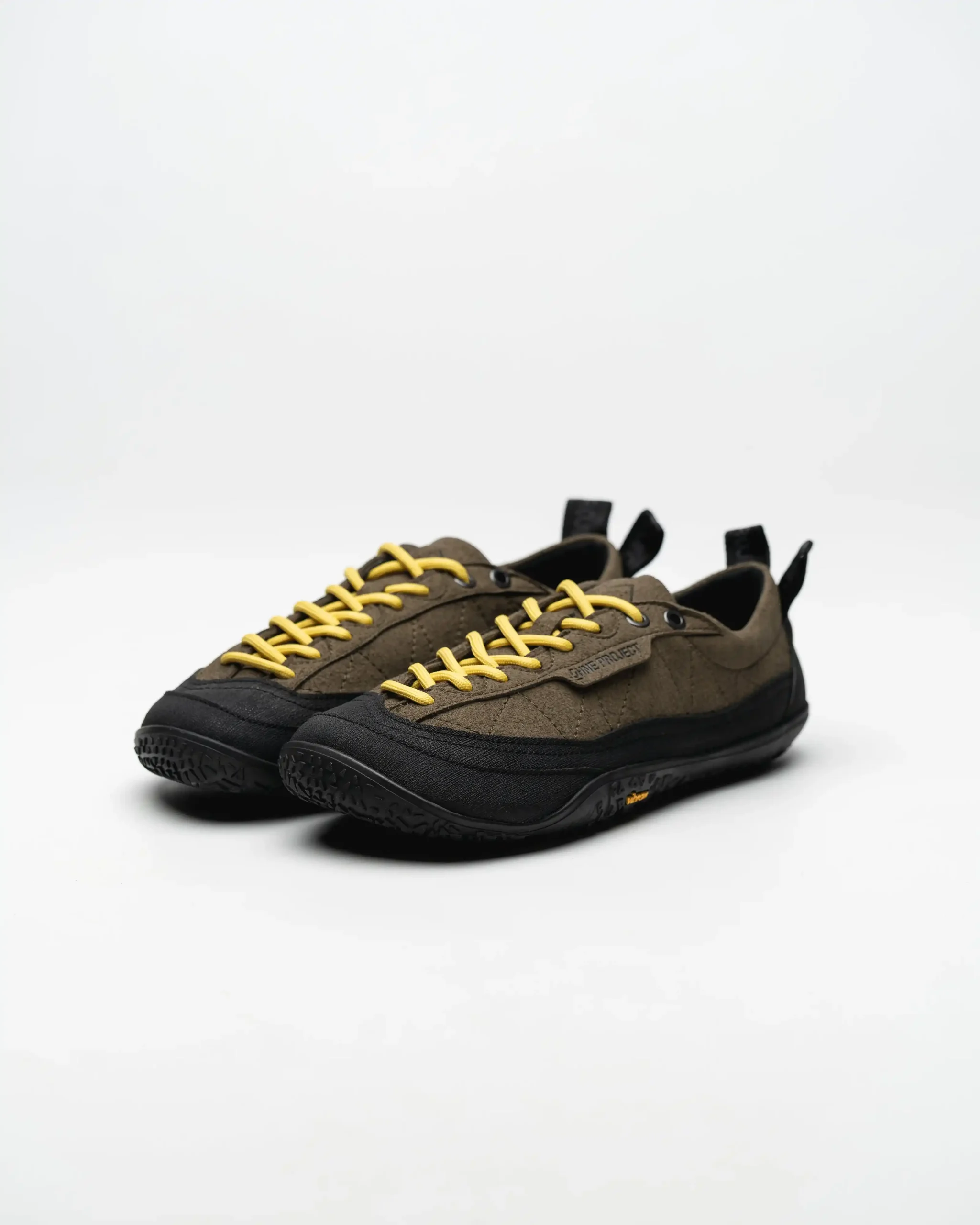 SNEAKER STRATA – MUSGO