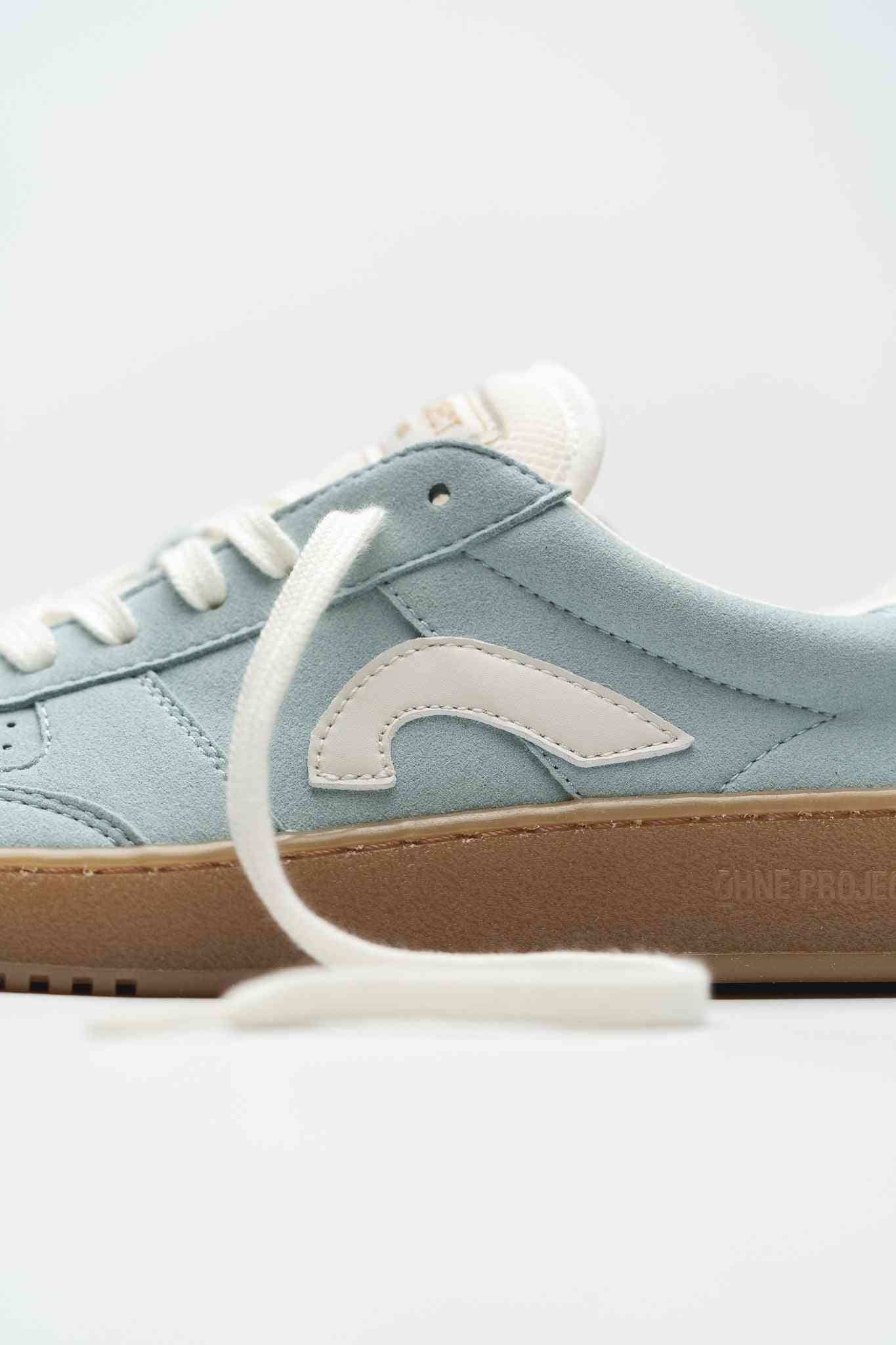 SNEAKER 070 – BABY BLUE