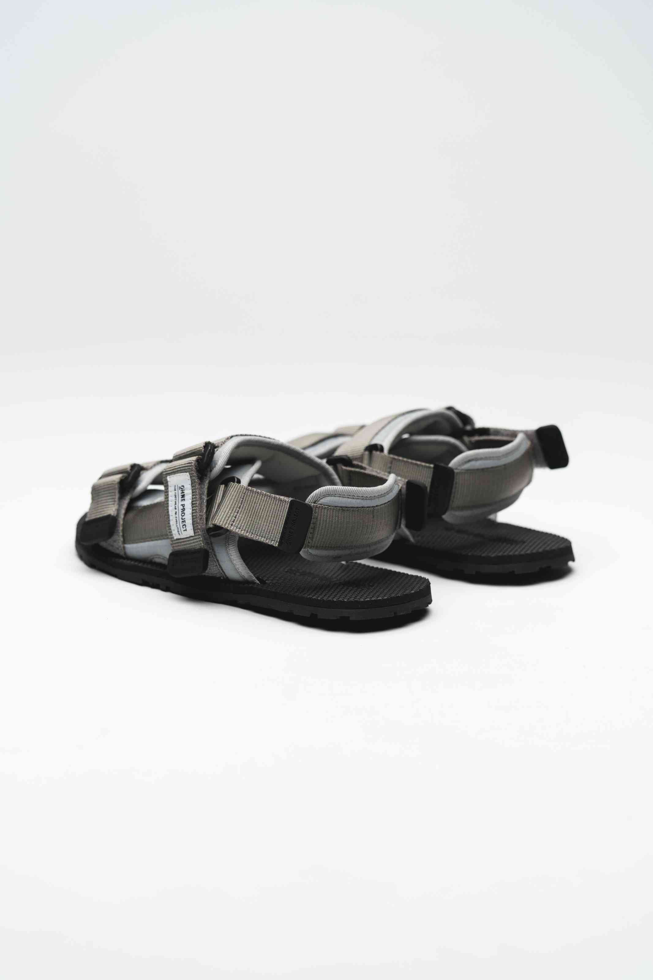 SANDAL NALU – CALIZA