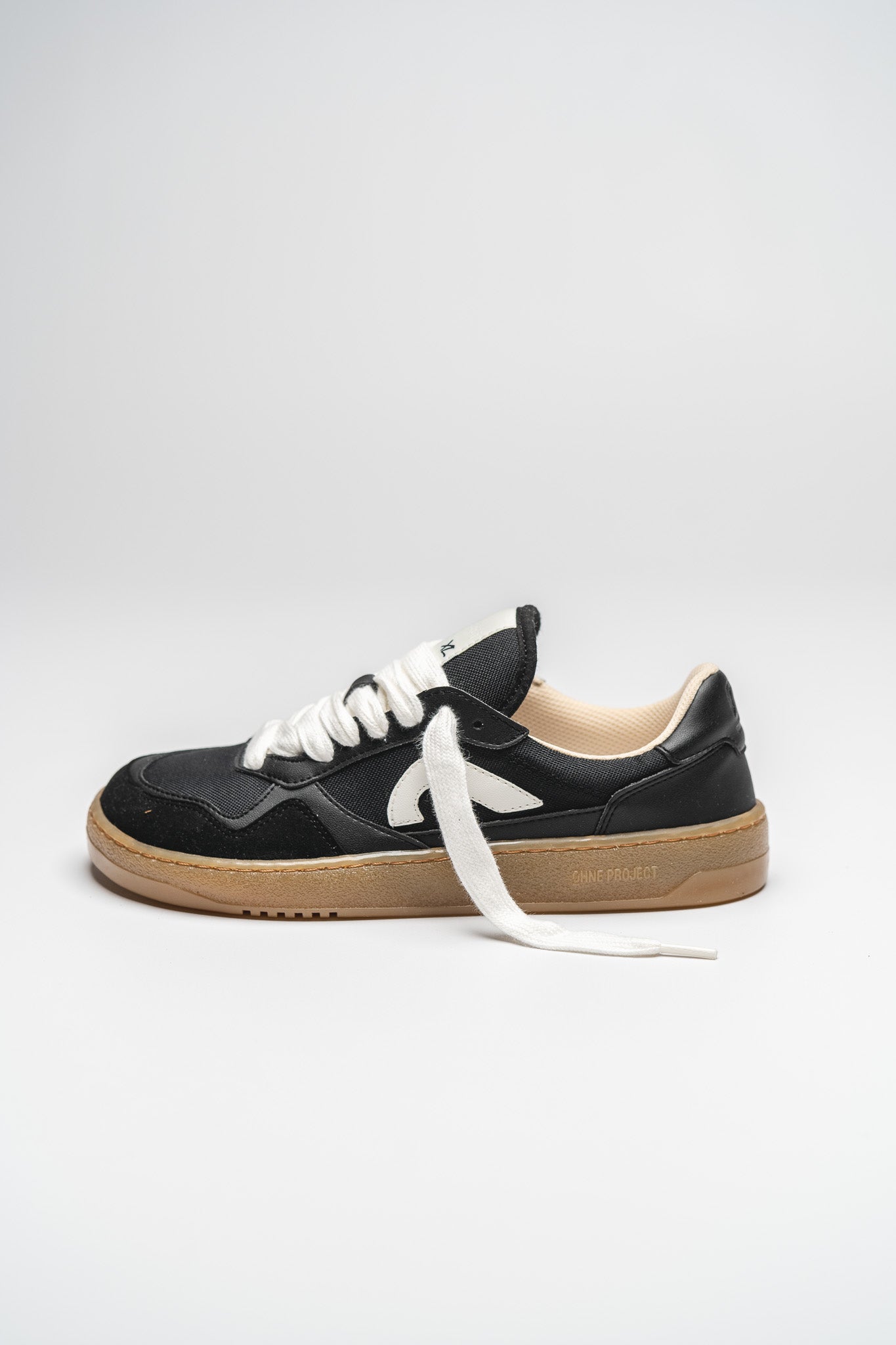 SNEAKER 080 – BLACK GUM XL