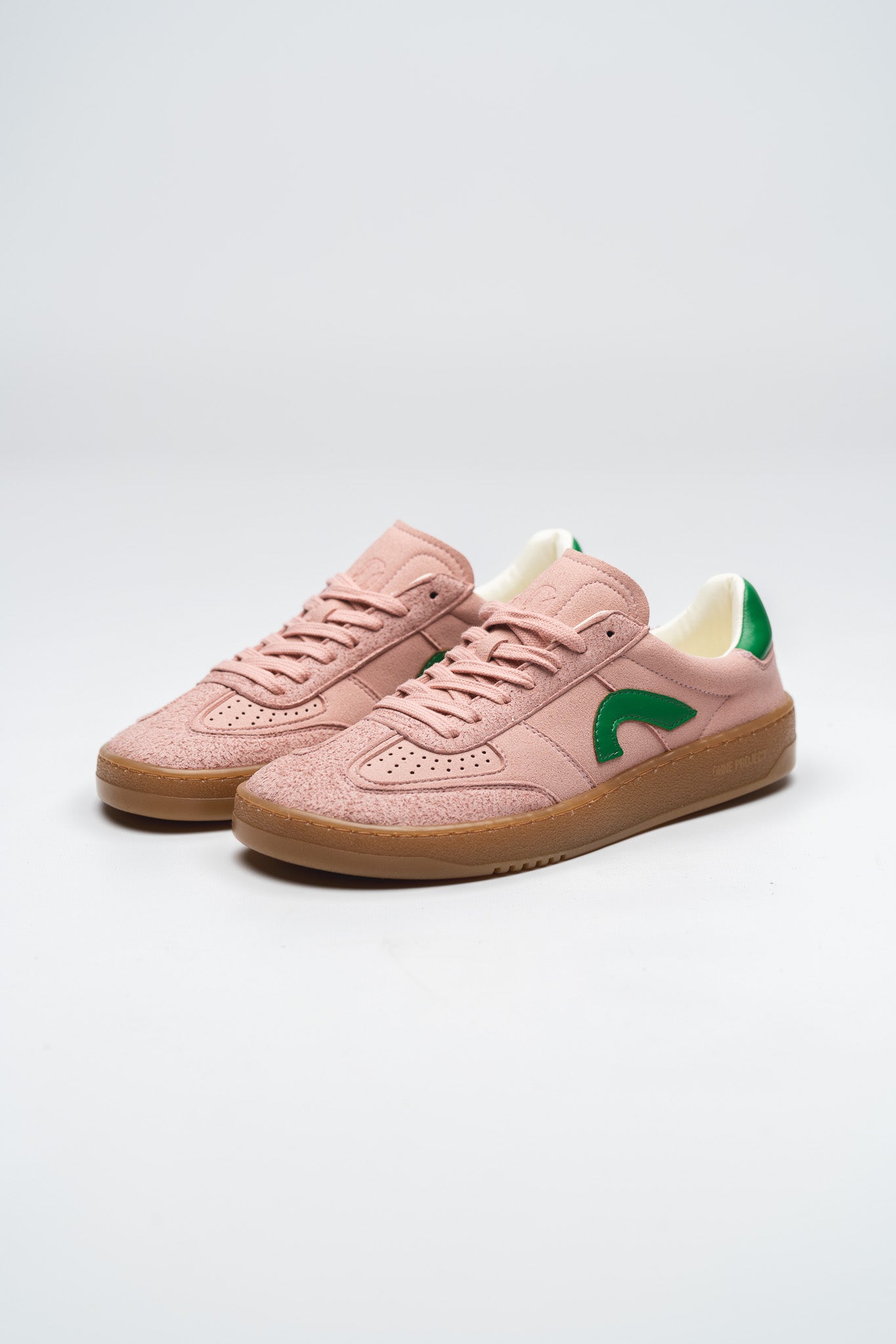 SNEAKER 070 – TEDDY PINK