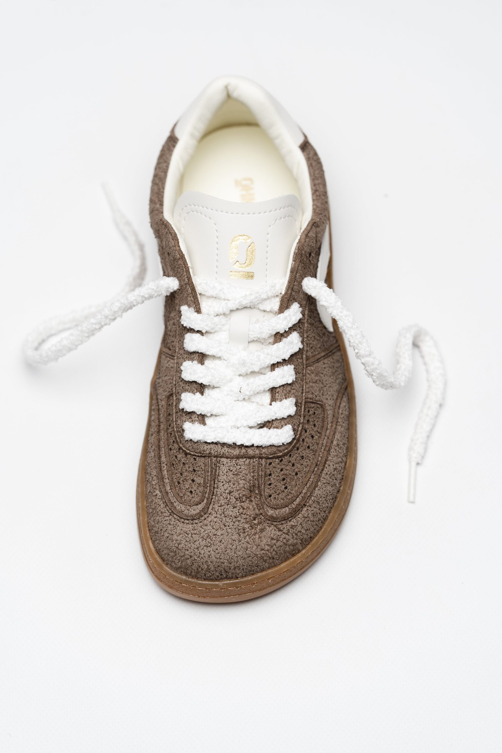 SNEAKER 070 – CONCRETE