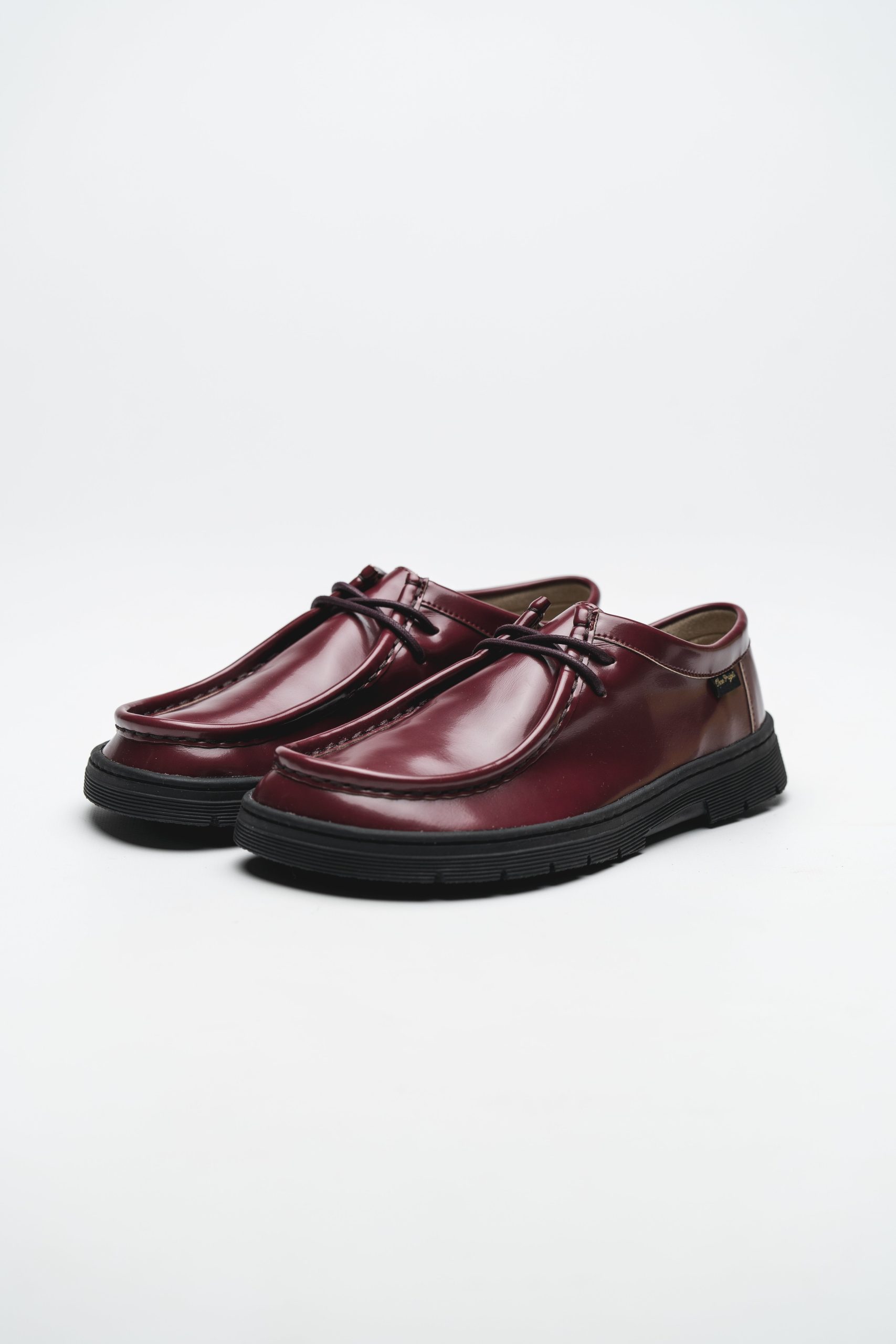 LACE-UP SHOE MILOS – TINTO