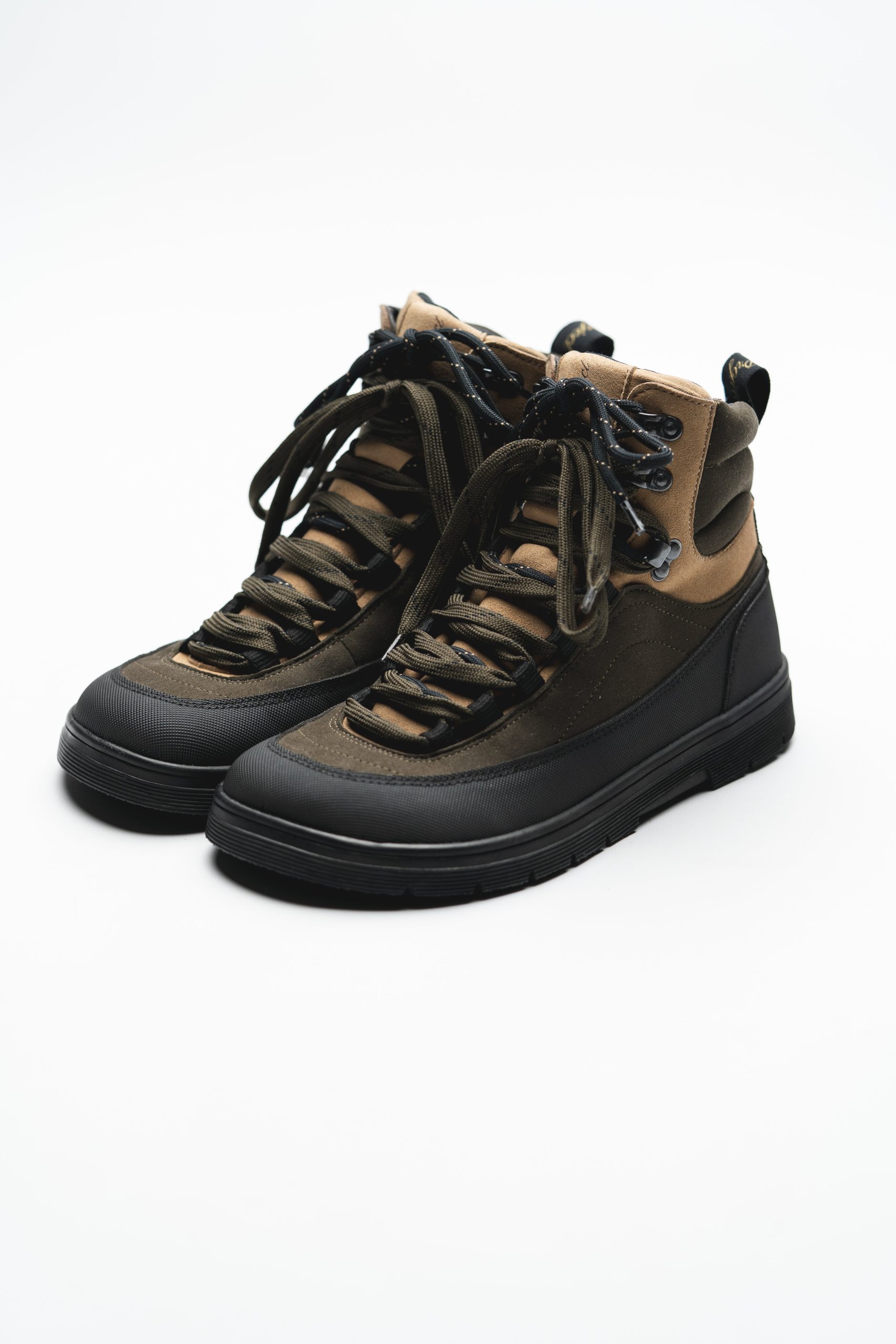 BOOT NOMAD – EARTH