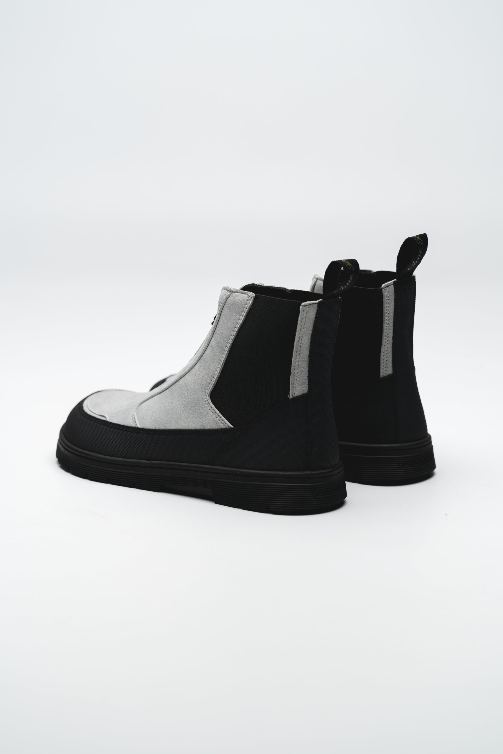 CHELSEA BOOT ZURI – ICE SUEDE