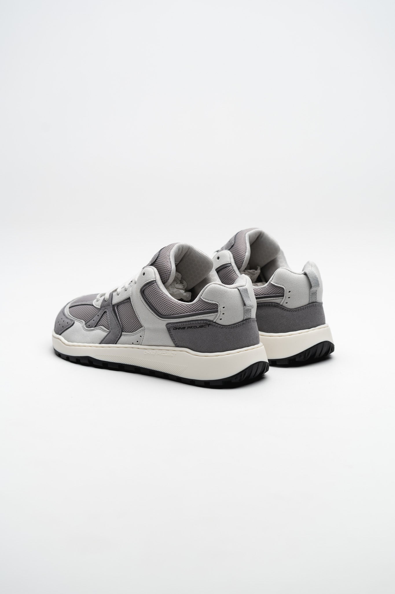 SNEAKER RETRO RUN V2 – SMOKE