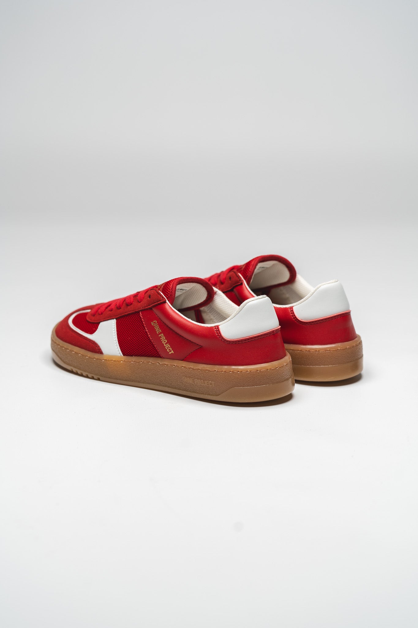 SNEAKER 070 – FRESH RED