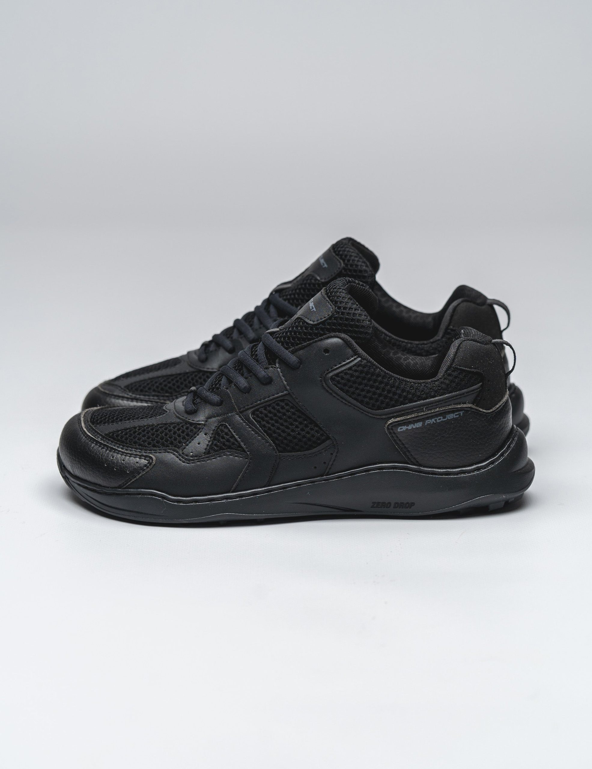 SNEAKER RETRO RUN – TRIPLE BLACK
