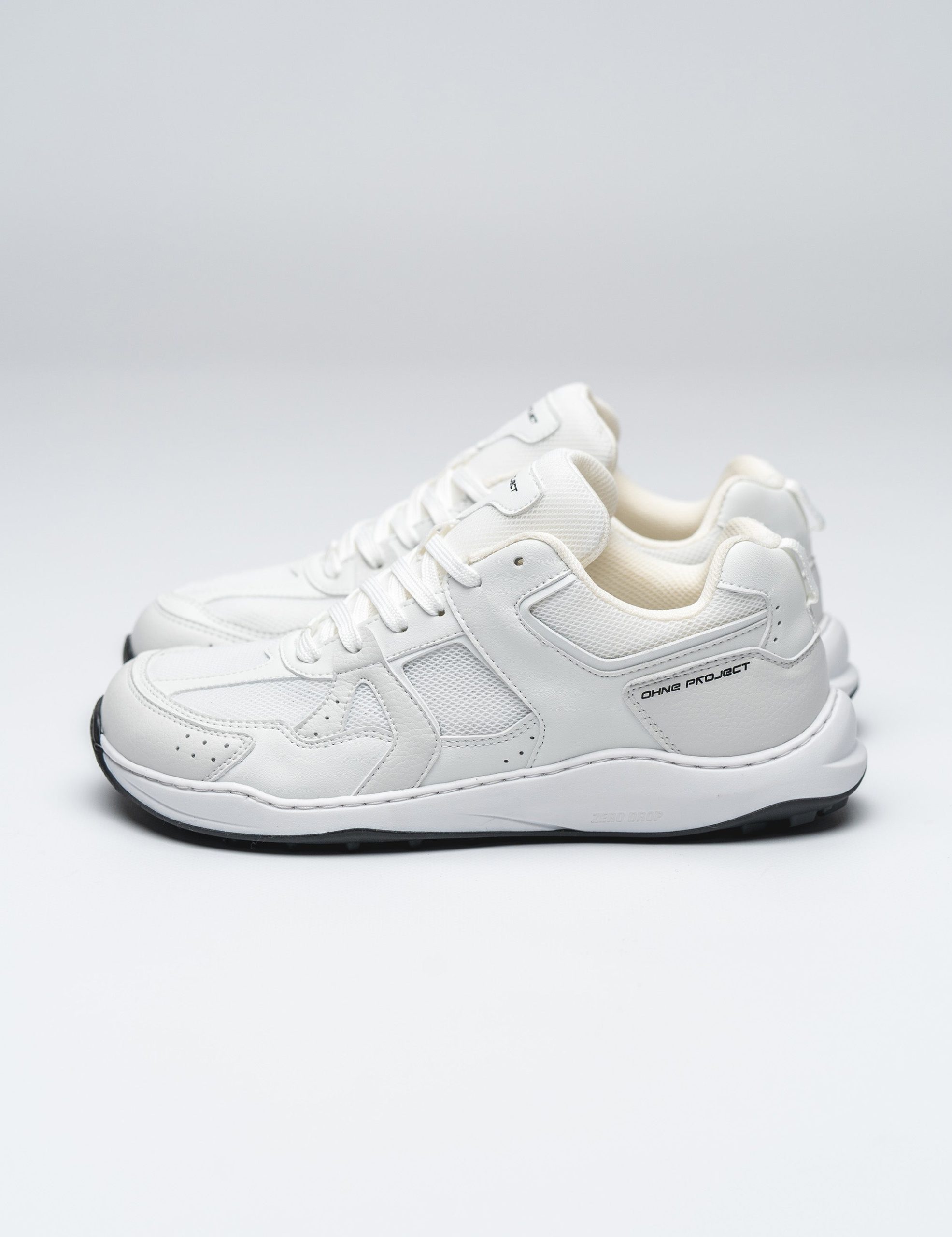 Cream / White