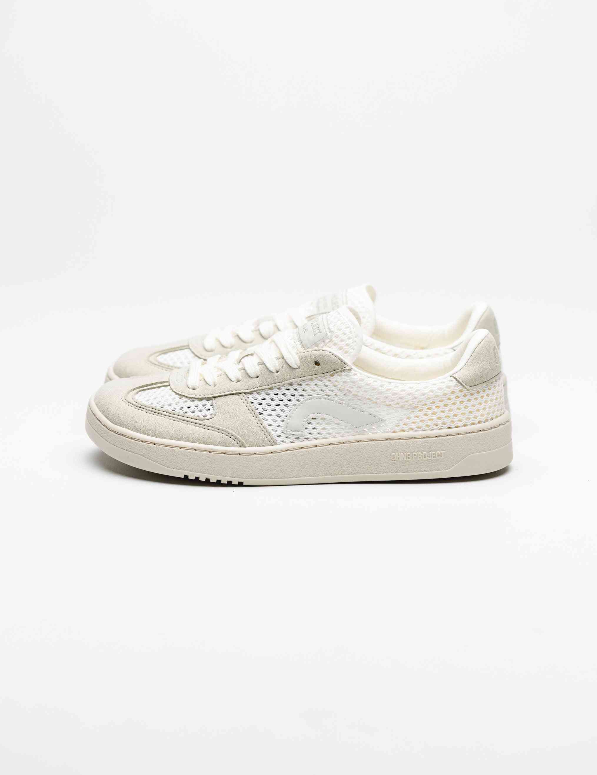 Cream / White