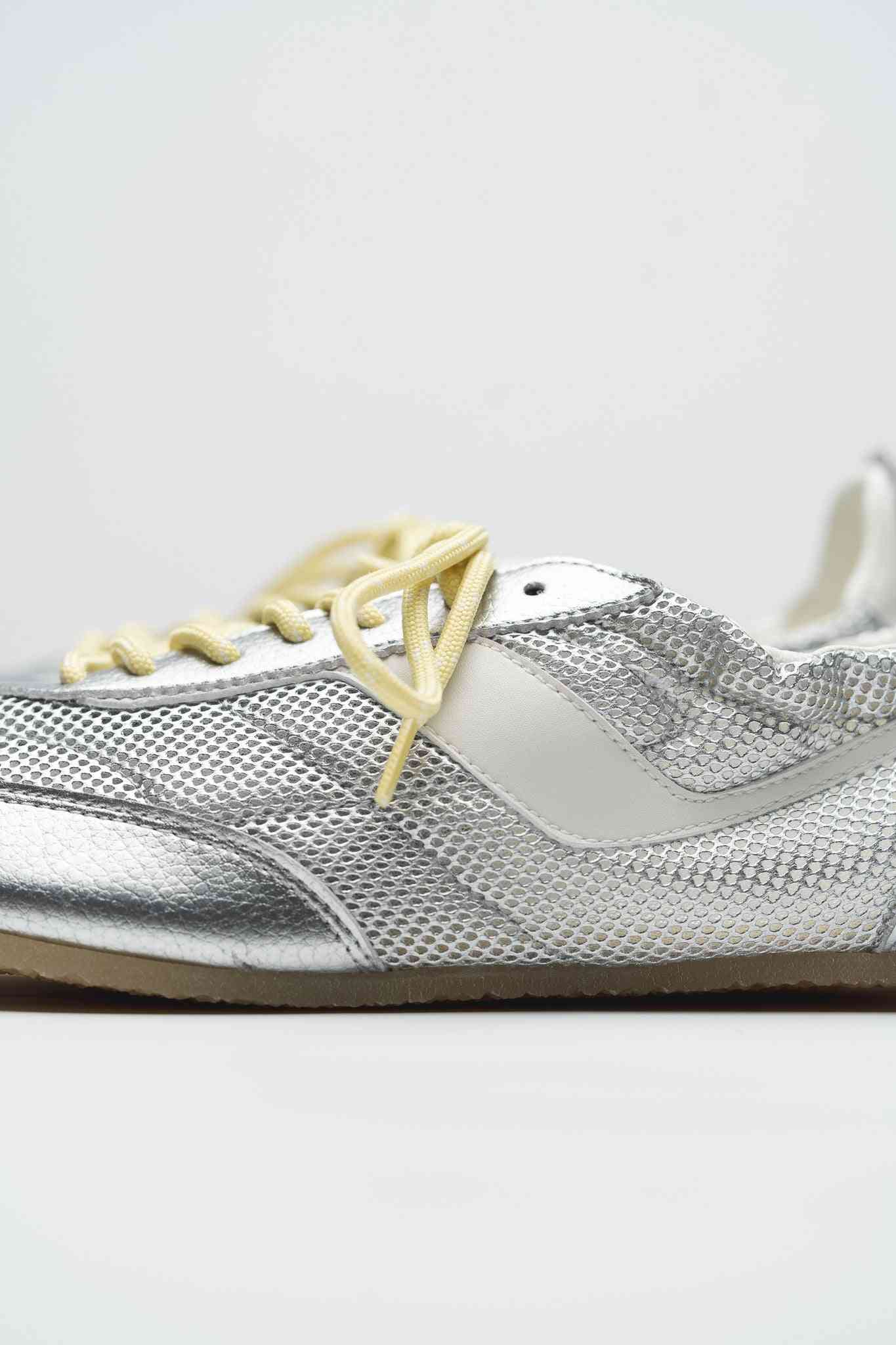 SNEAKERINA KIMA – SILVER MESH