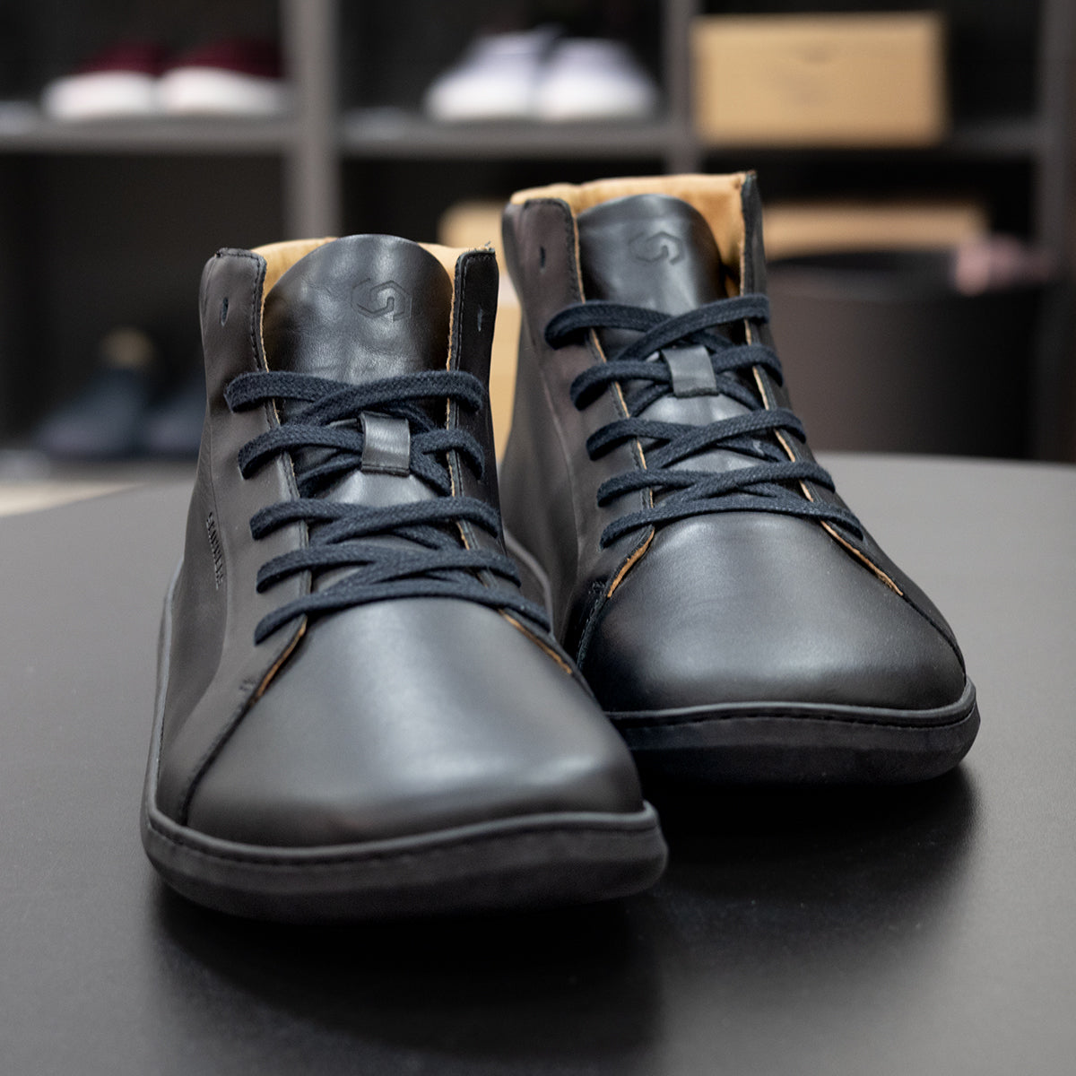 Moonwalker High Top Black (Black)