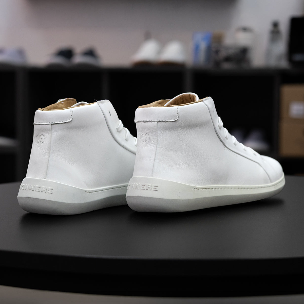 Moonwalker High Top – White