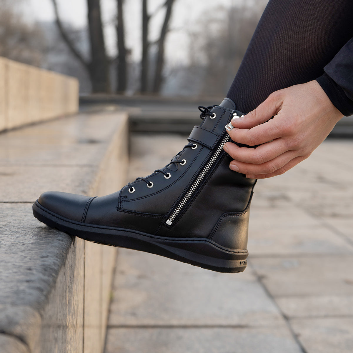 Nebula – Black/Silver