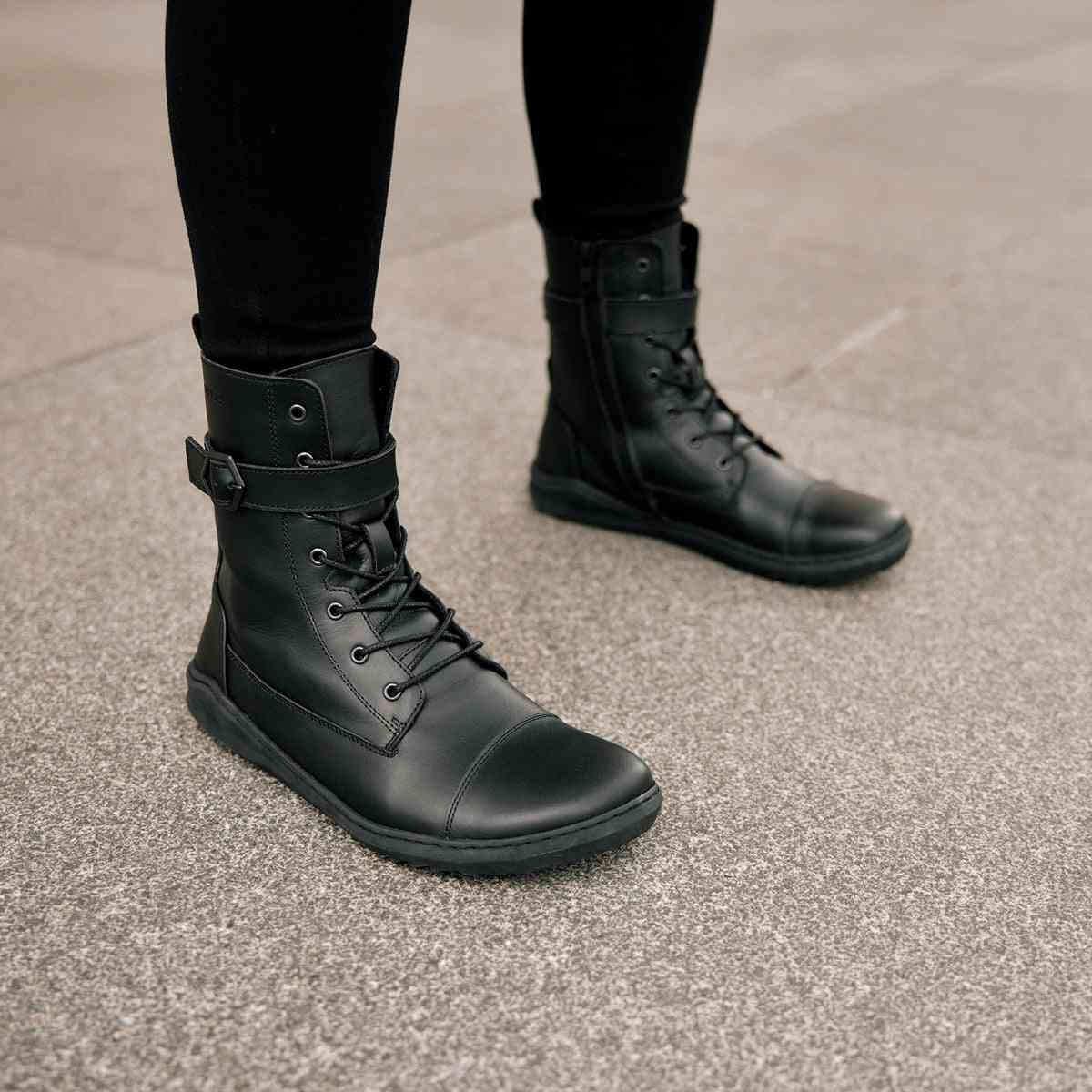Nebula – Black