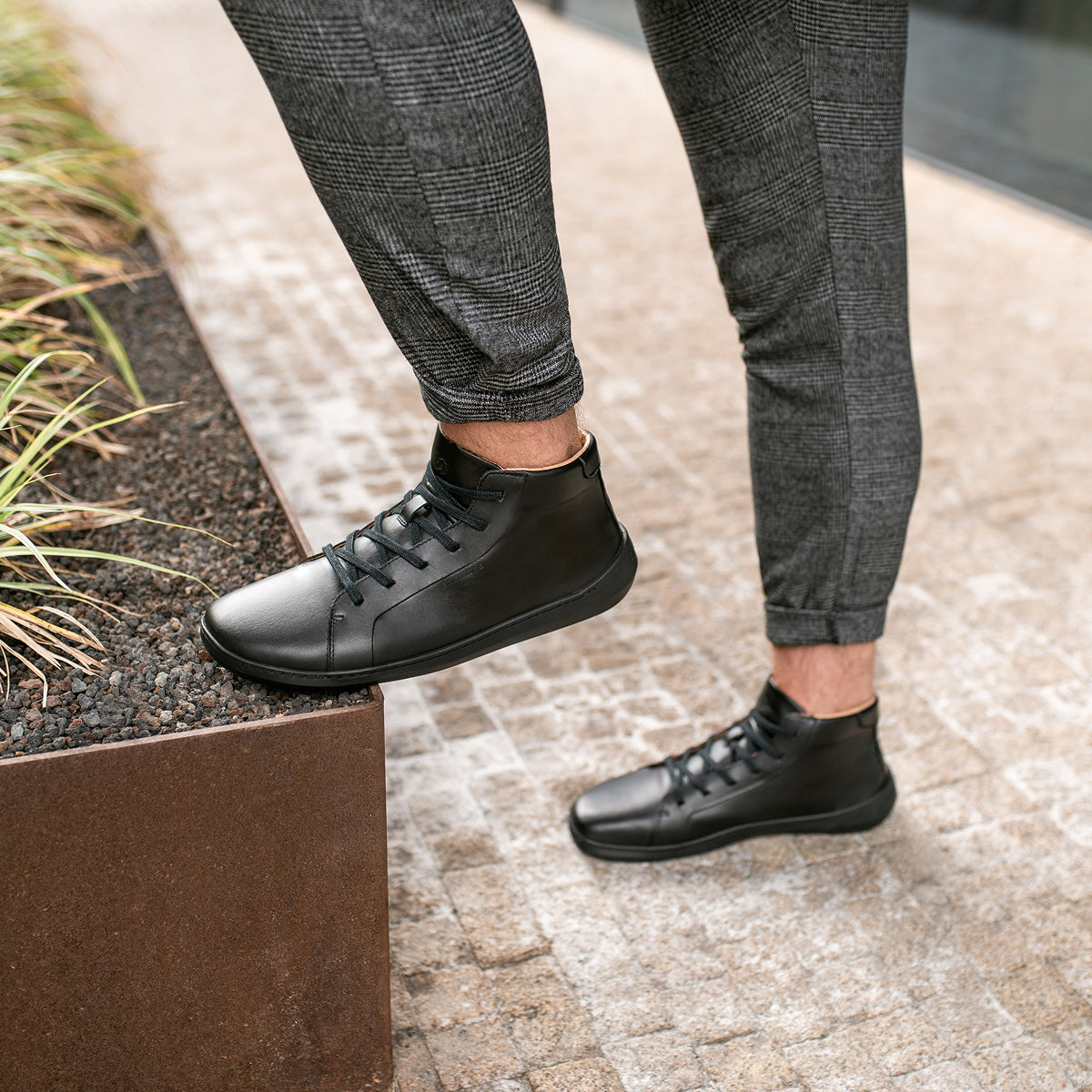 Moonwalker High Top – Black