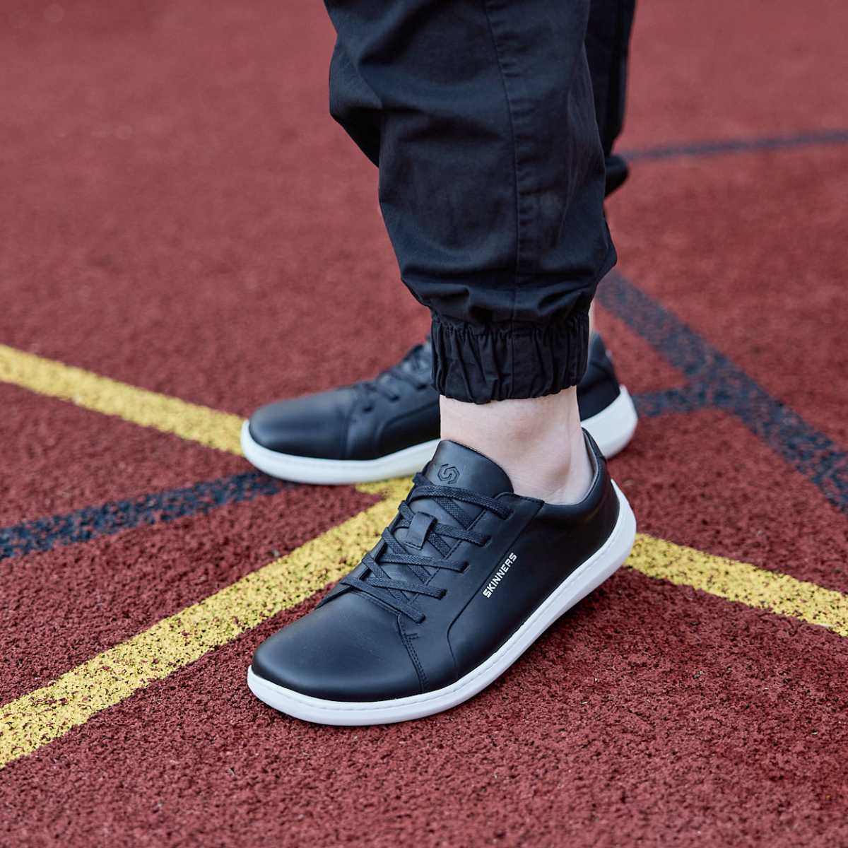 Moonwalker – Black