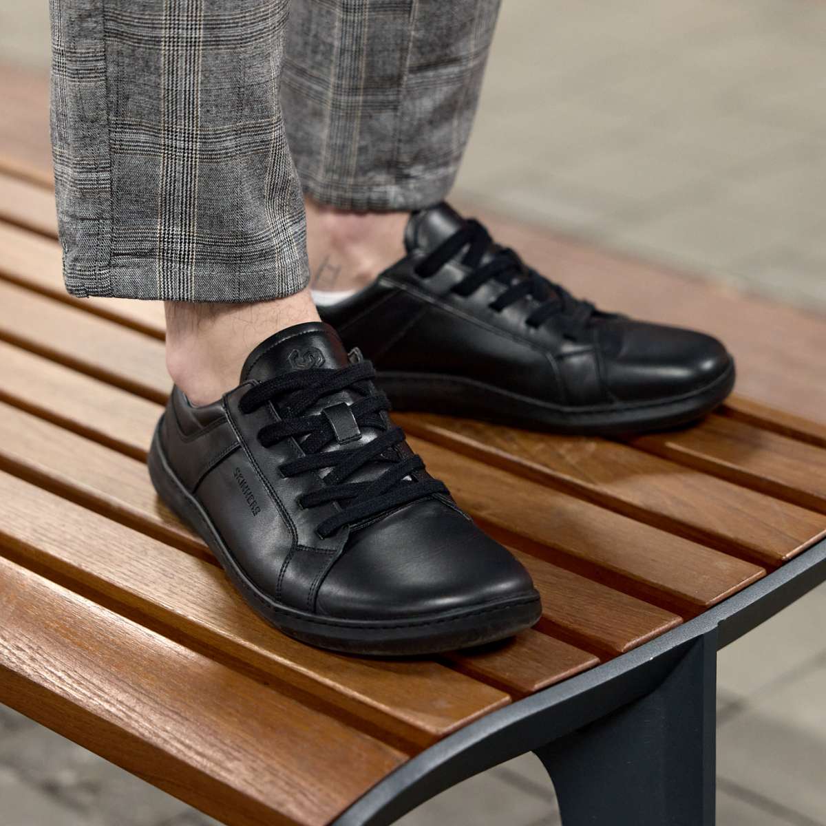 Streetsurfer – Black
