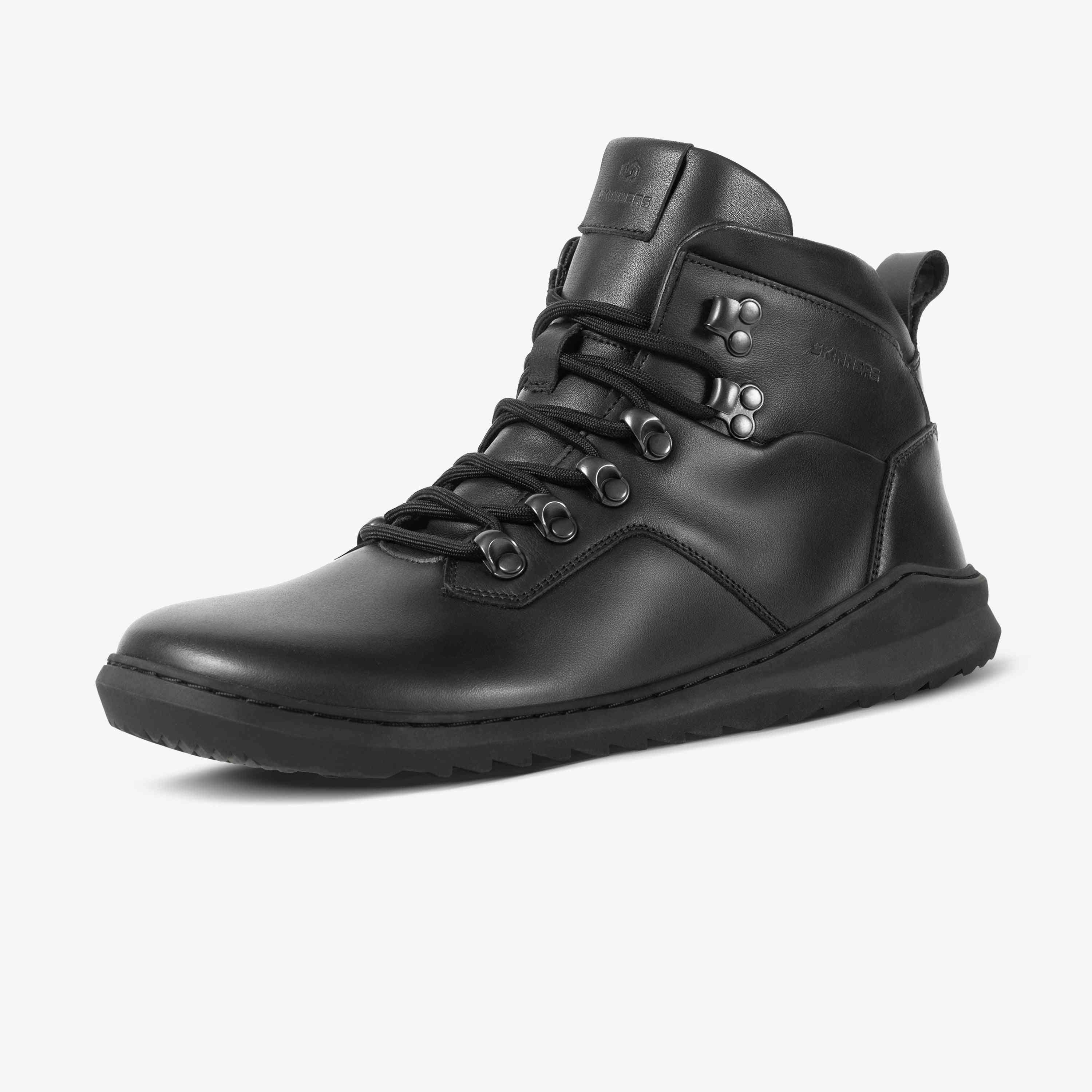 Cavalier – Black