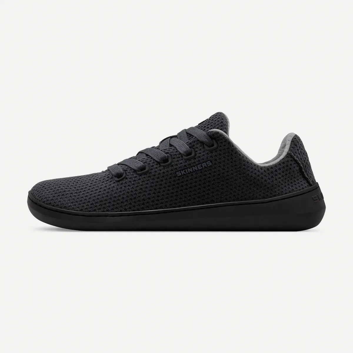 Globetrotter True – Black