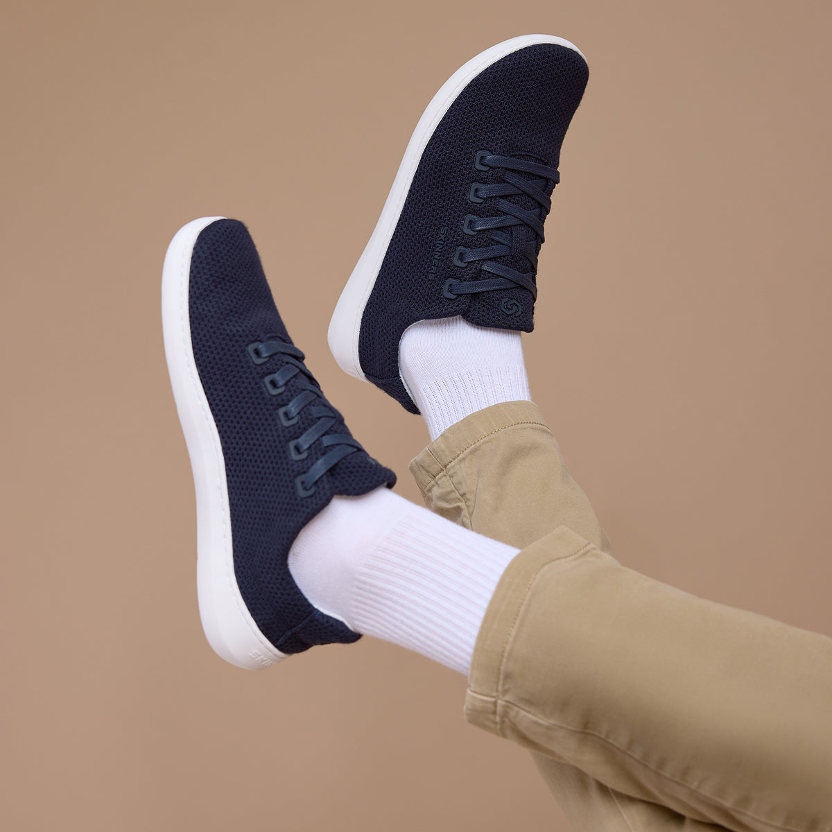 Globetrotter – Navy Blue