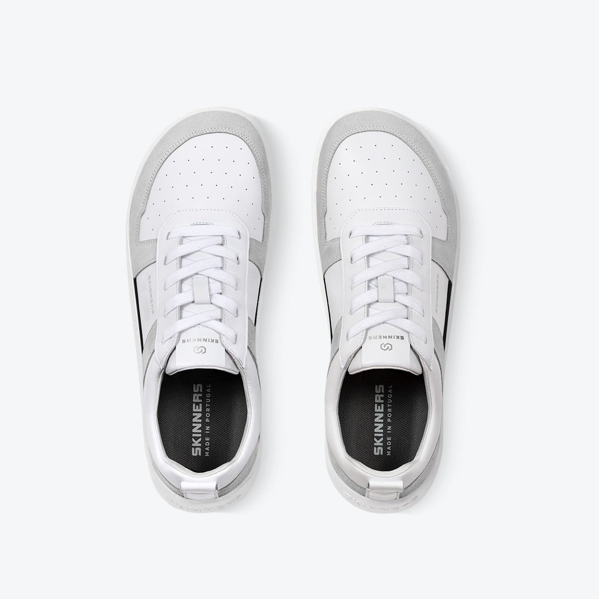 Oldschooler II – Black/White