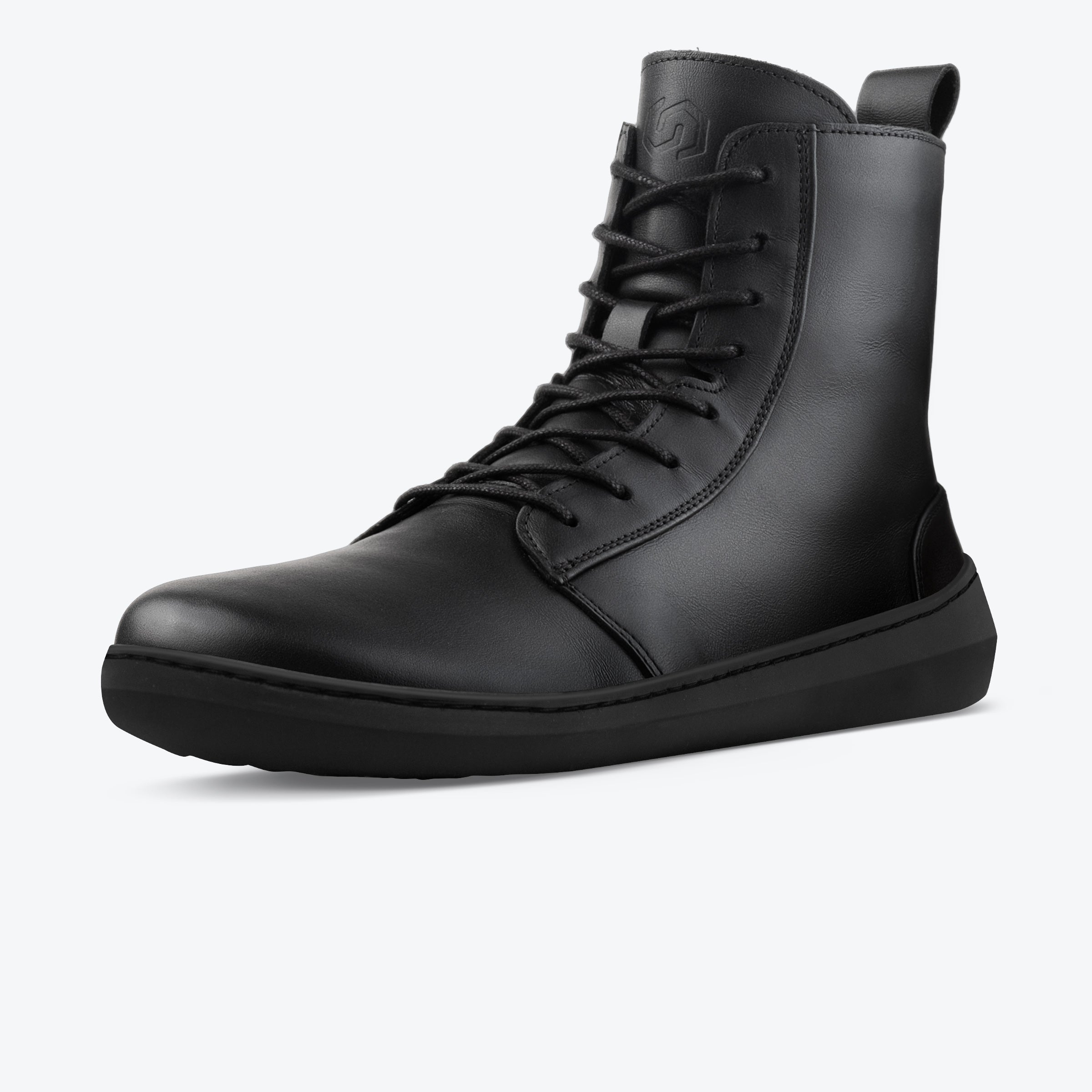 Astra – Black